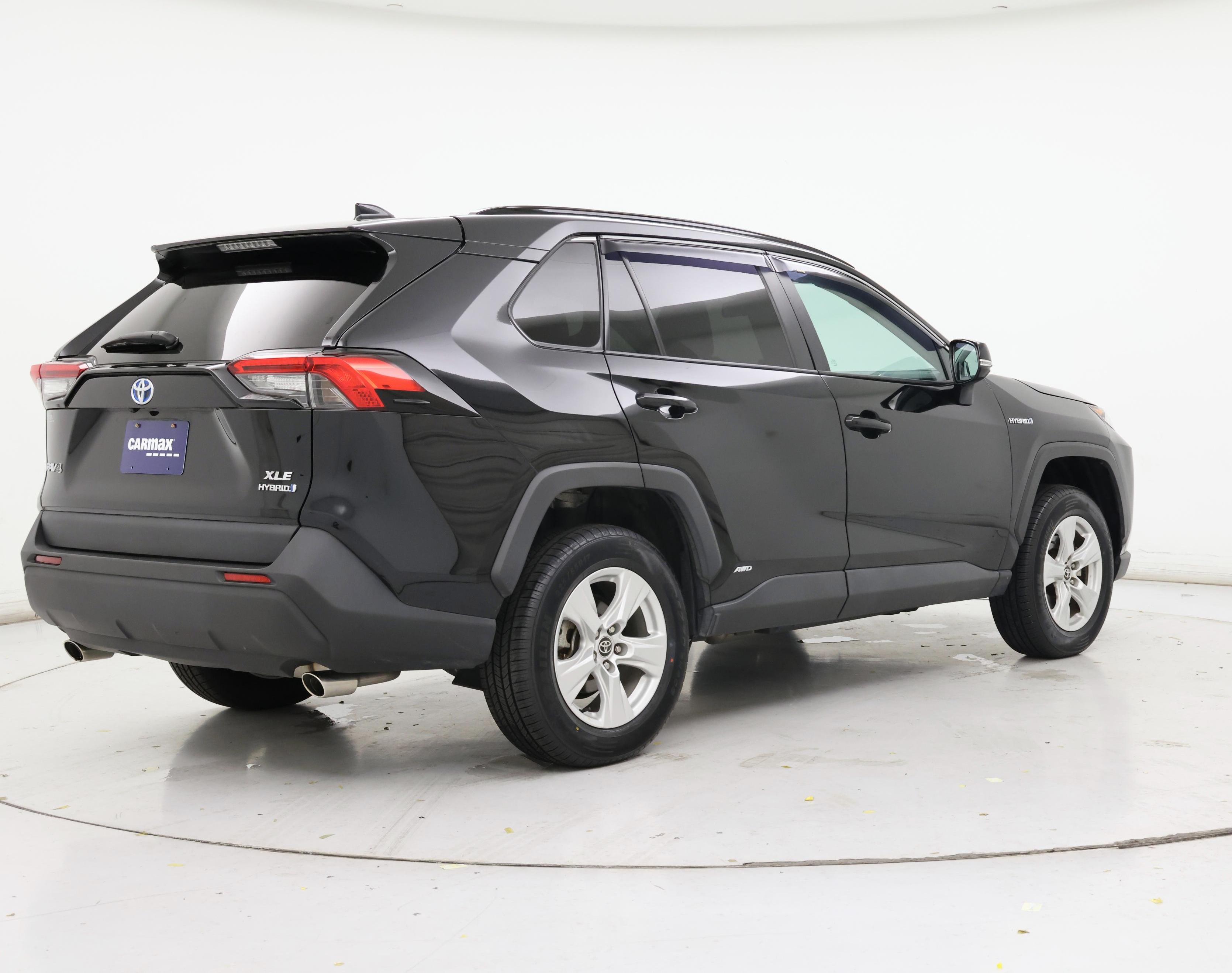 Thumbnail: 2021 Toyota RAV4 - 6