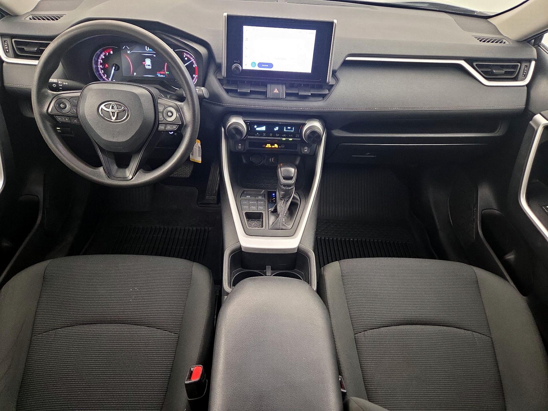 Thumbnail: 2024 Toyota RAV4 - 9