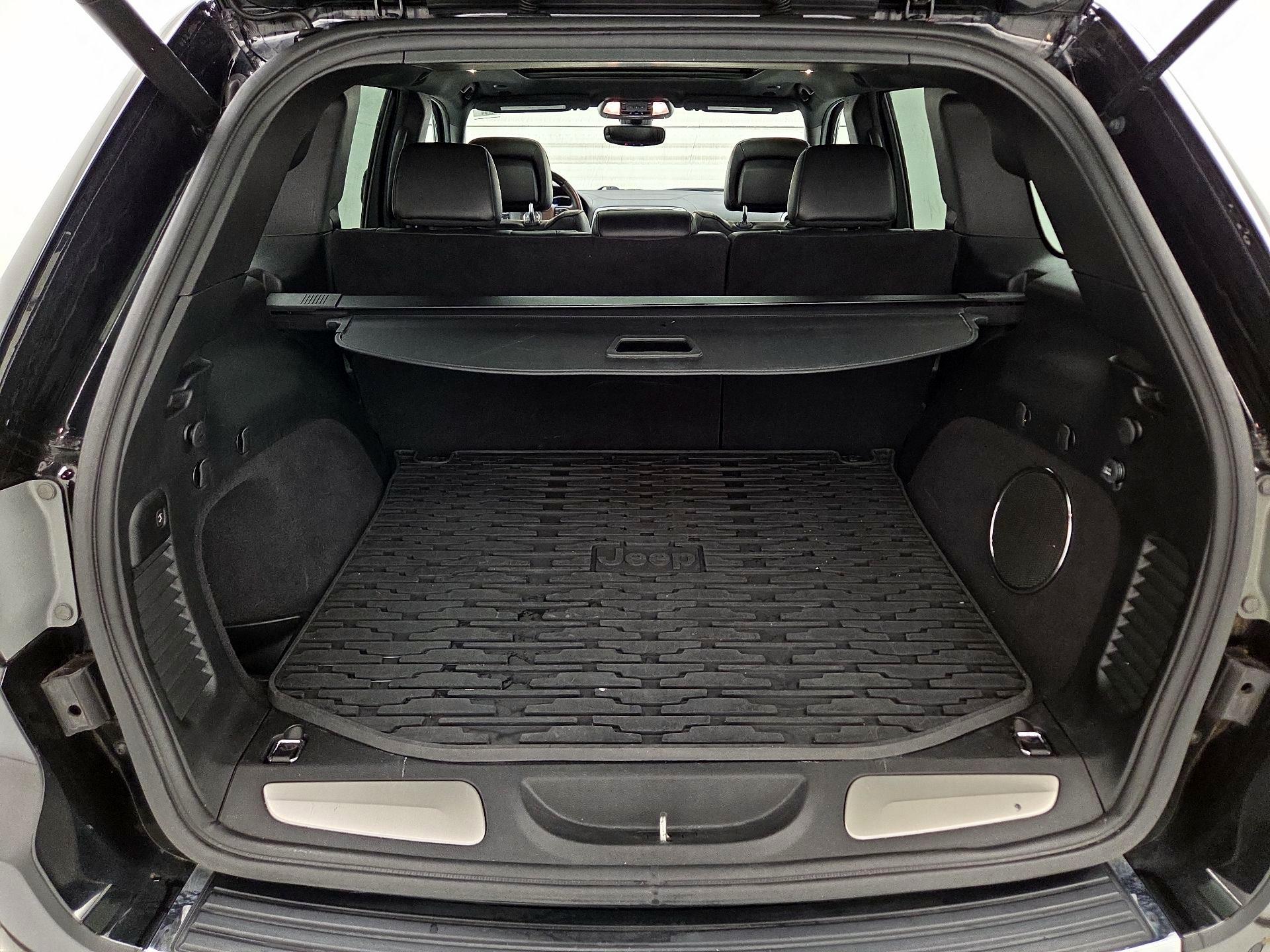 Thumbnail: 2018 Jeep Grand Cherokee - 20