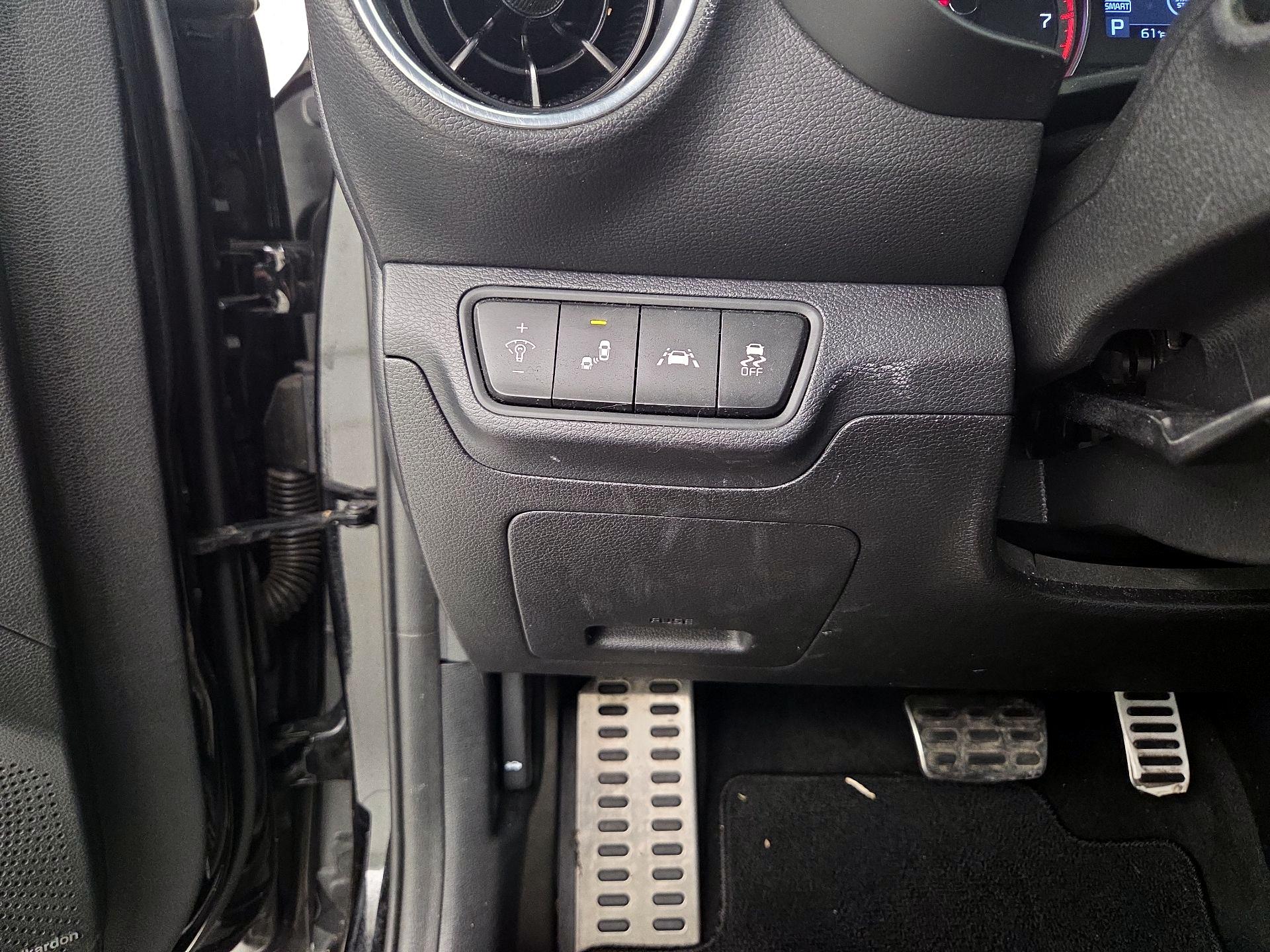 Thumbnail: 2021 Kia Forte - 13