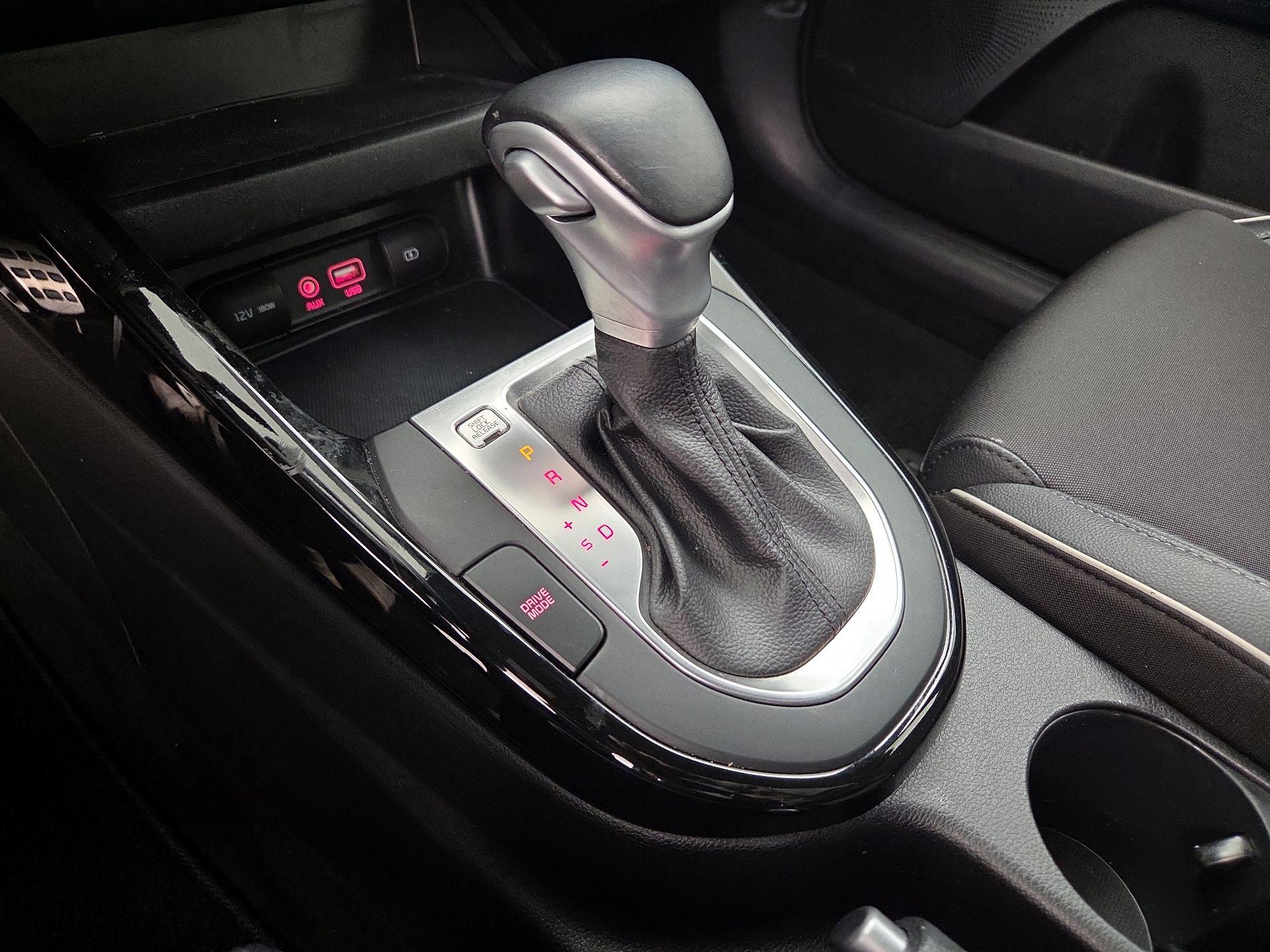 Thumbnail: 2021 Kia Forte - 17