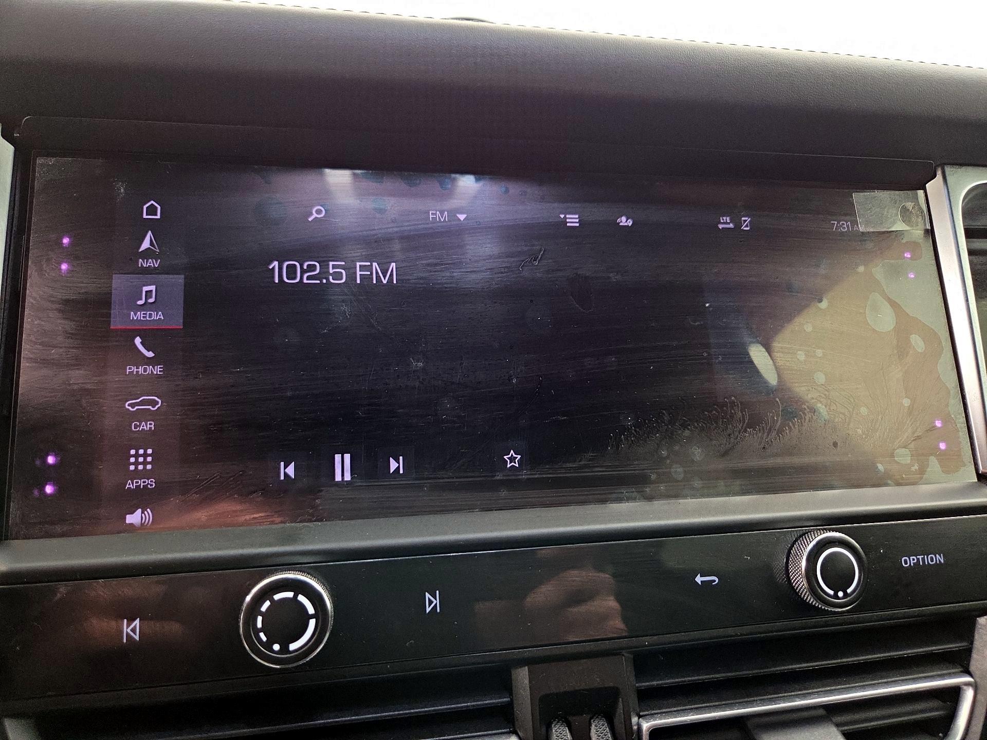 Thumbnail: 2023 Porsche Macan - 16