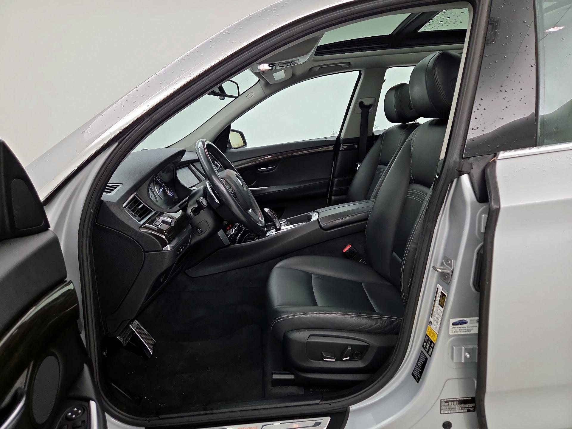 Thumbnail: 2016 BMW 5 Series - 9