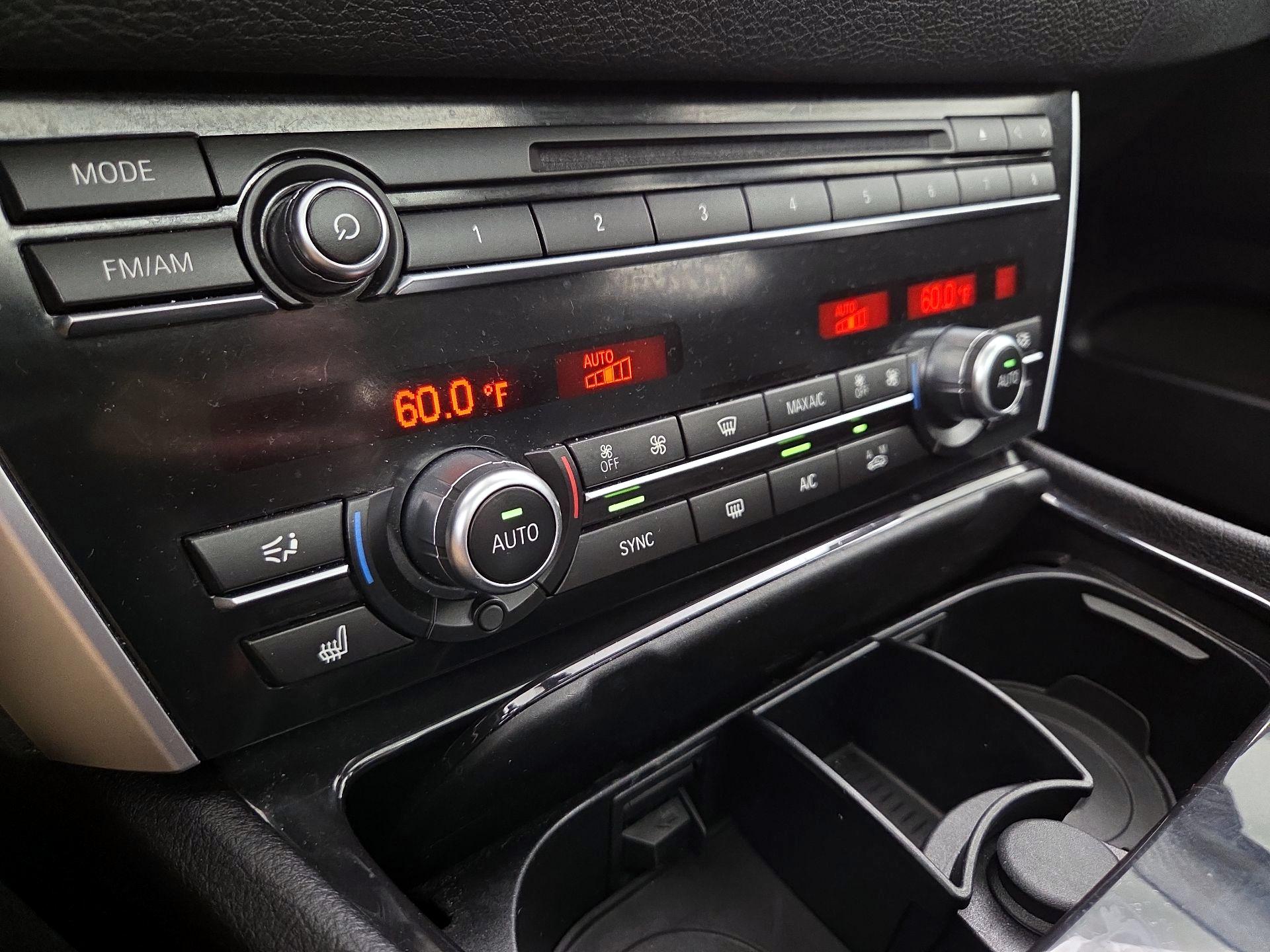 Thumbnail: 2016 BMW 5 Series - 15