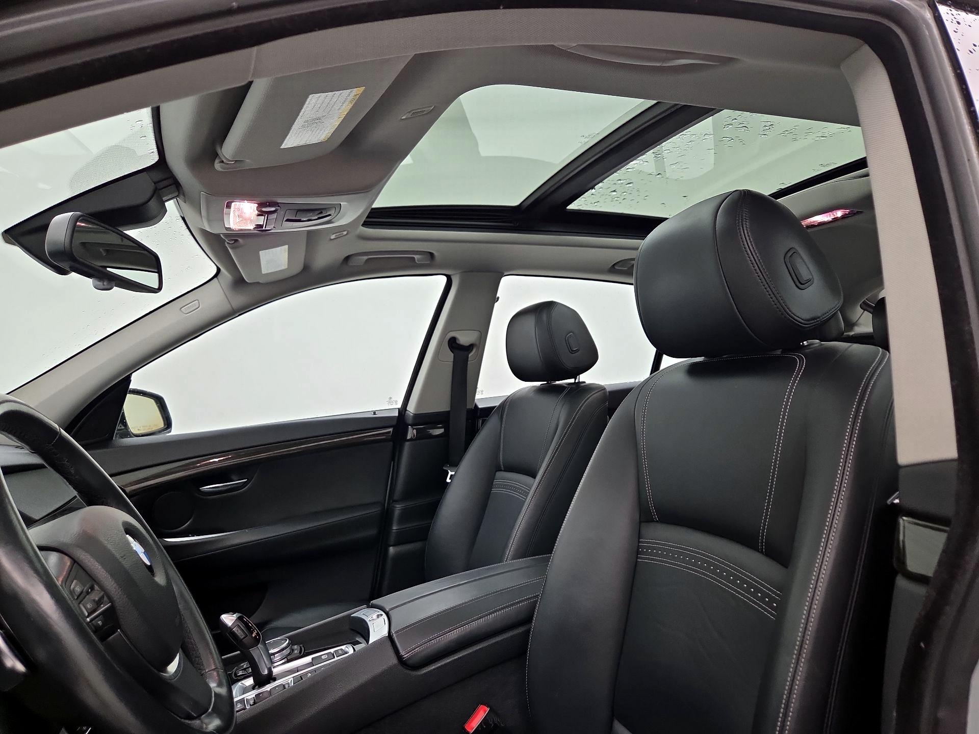 Thumbnail: 2016 BMW 5 Series - 18