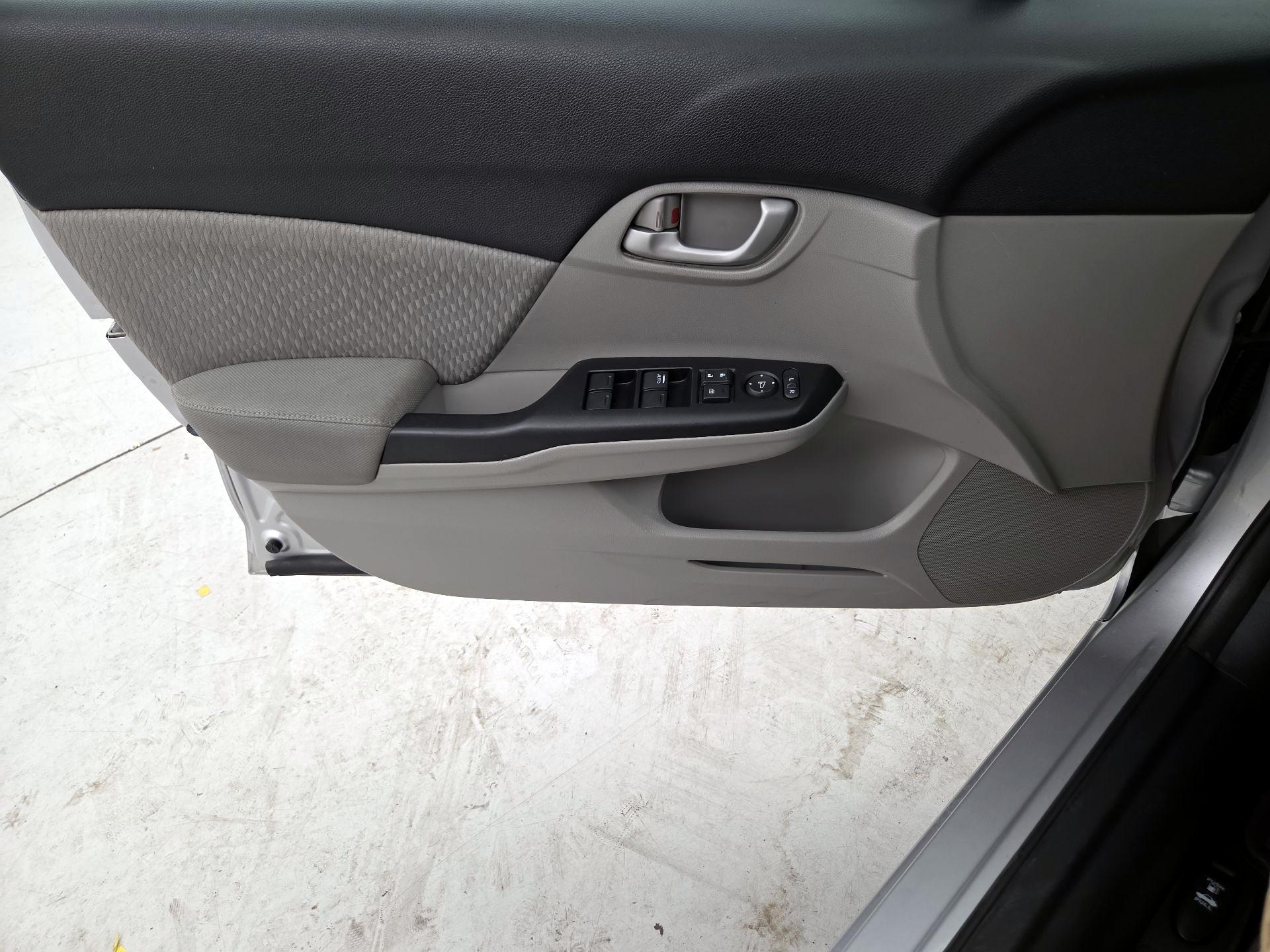 Thumbnail: 2015 Honda Civic - 12