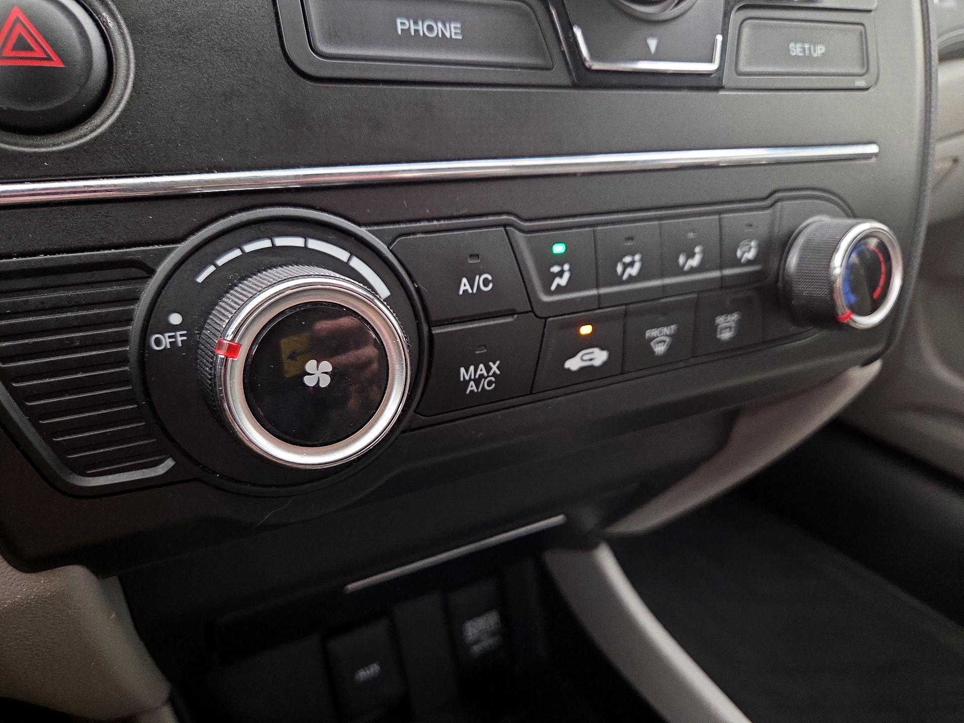 Thumbnail: 2015 Honda Civic - 16