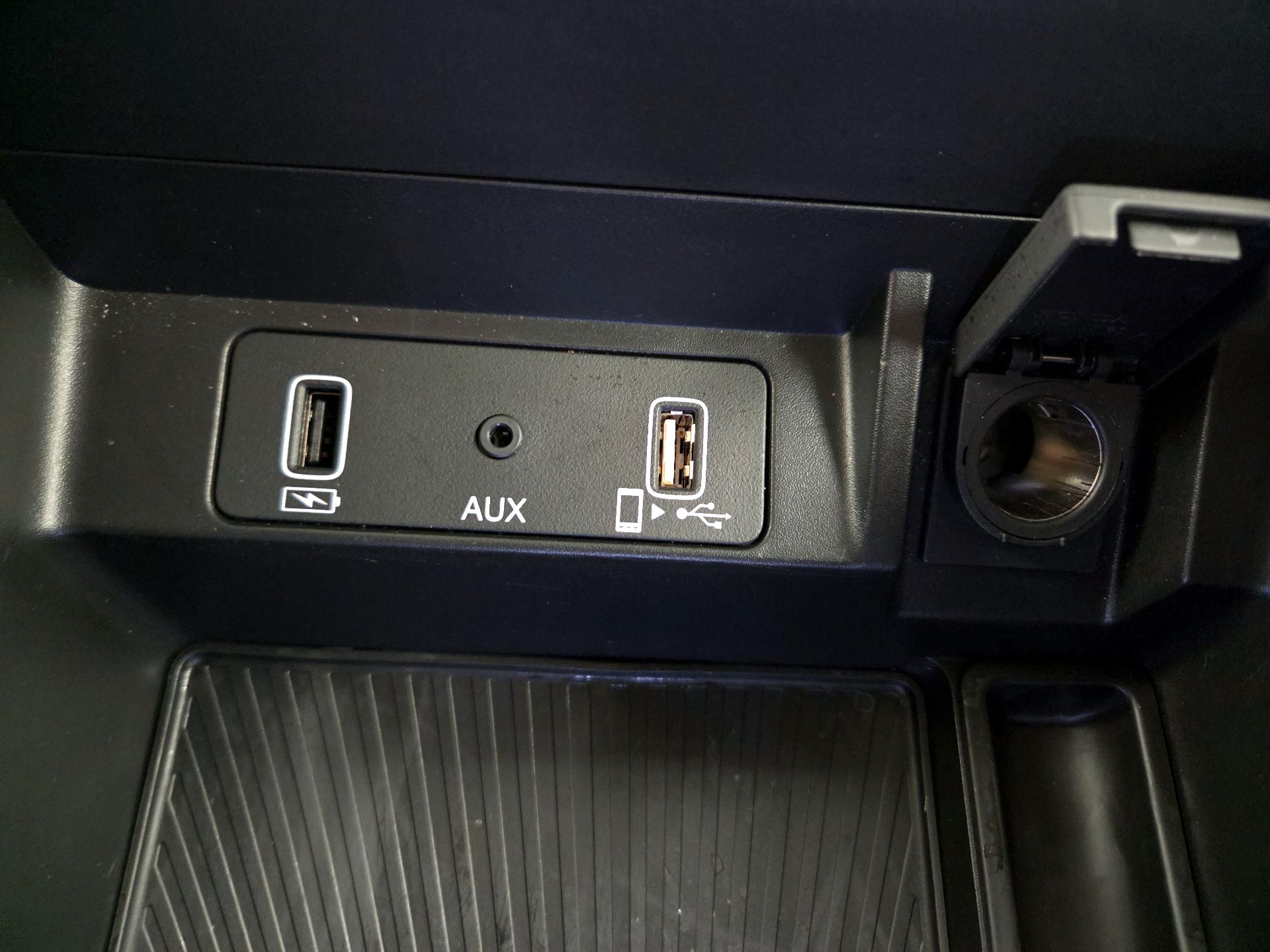 Thumbnail: 2021 Acura TLX - 17