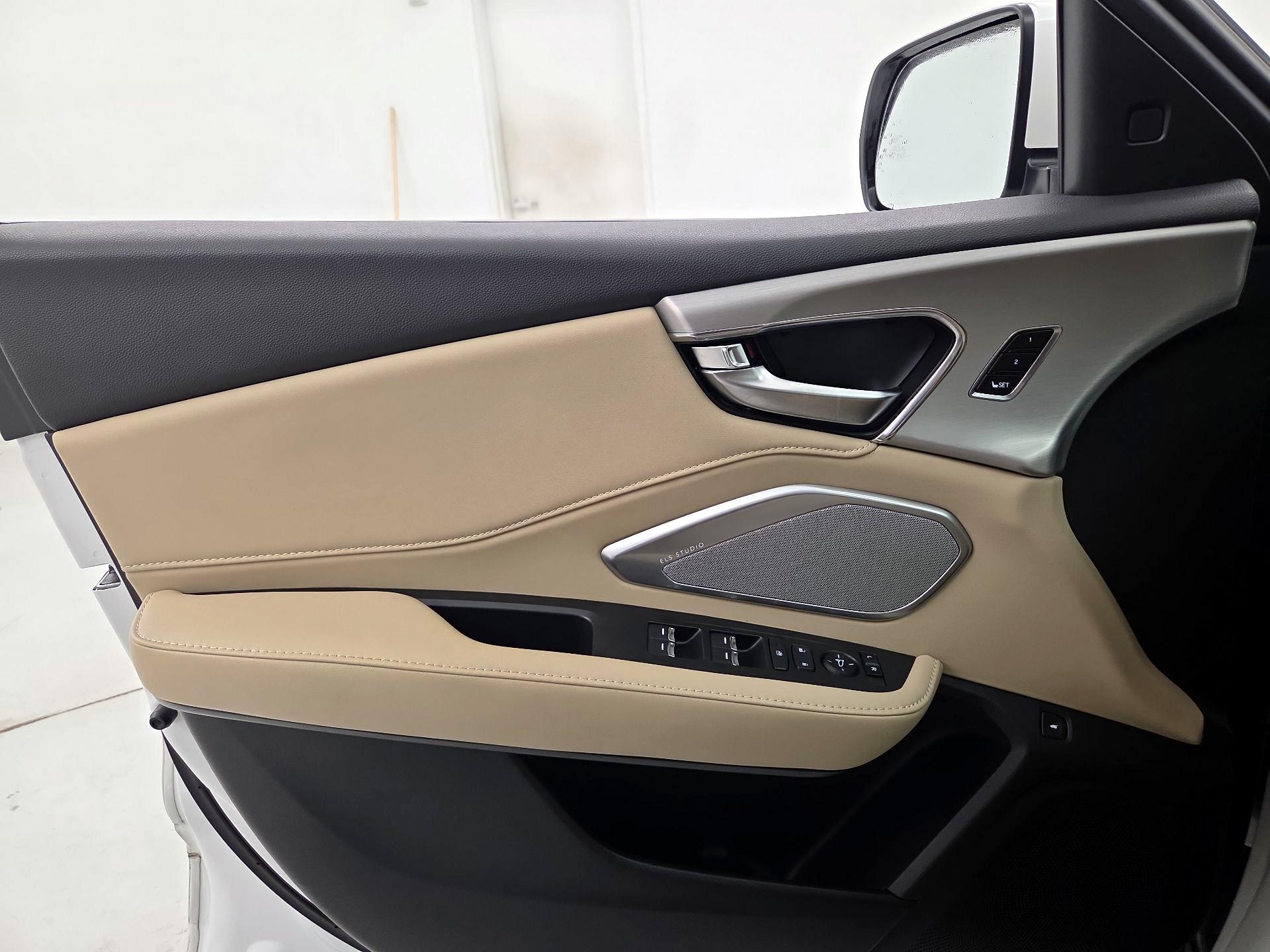 Thumbnail: 2021 Acura RDX - 12