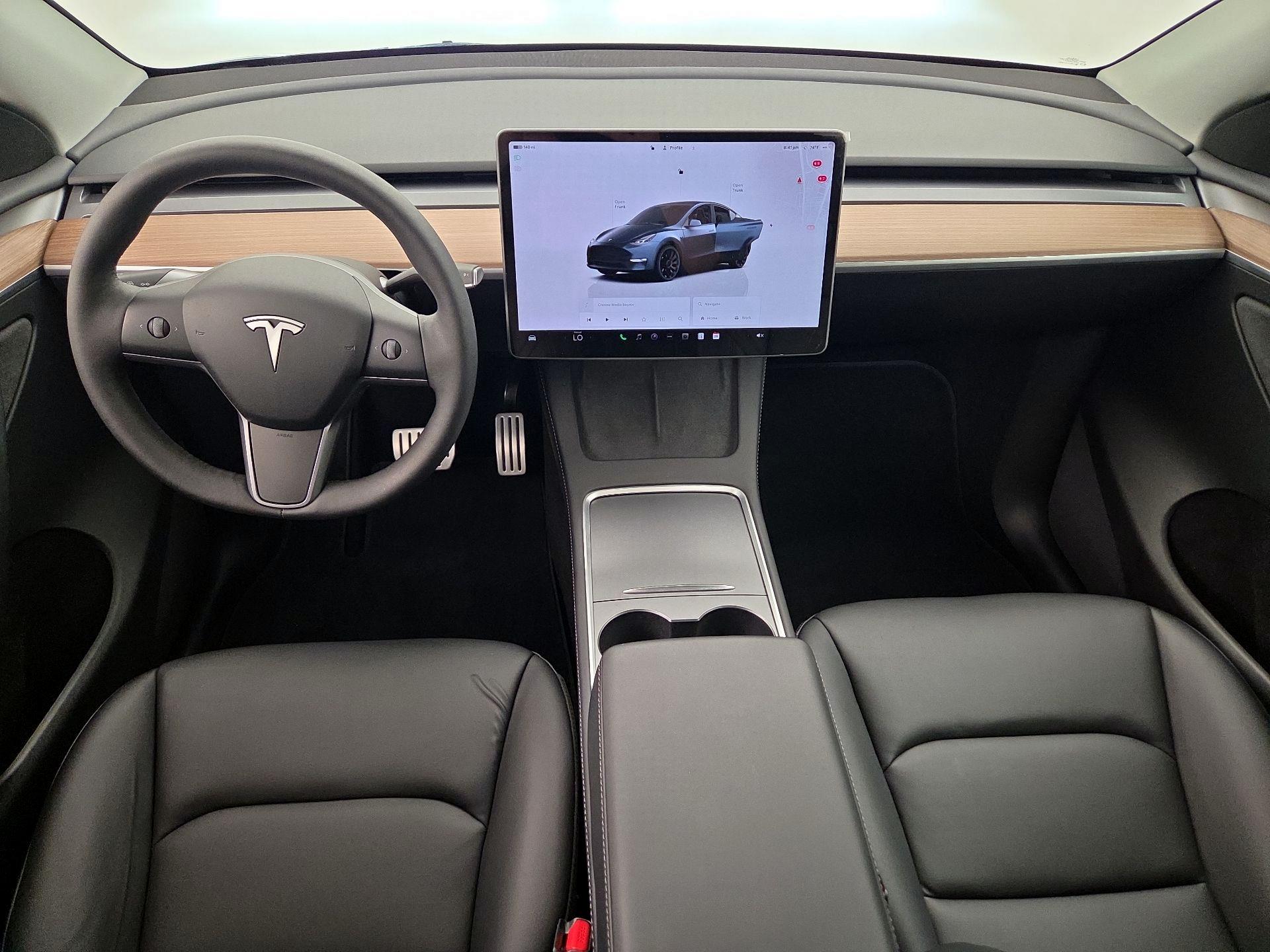 Thumbnail: 2025 Tesla Model Y - 9