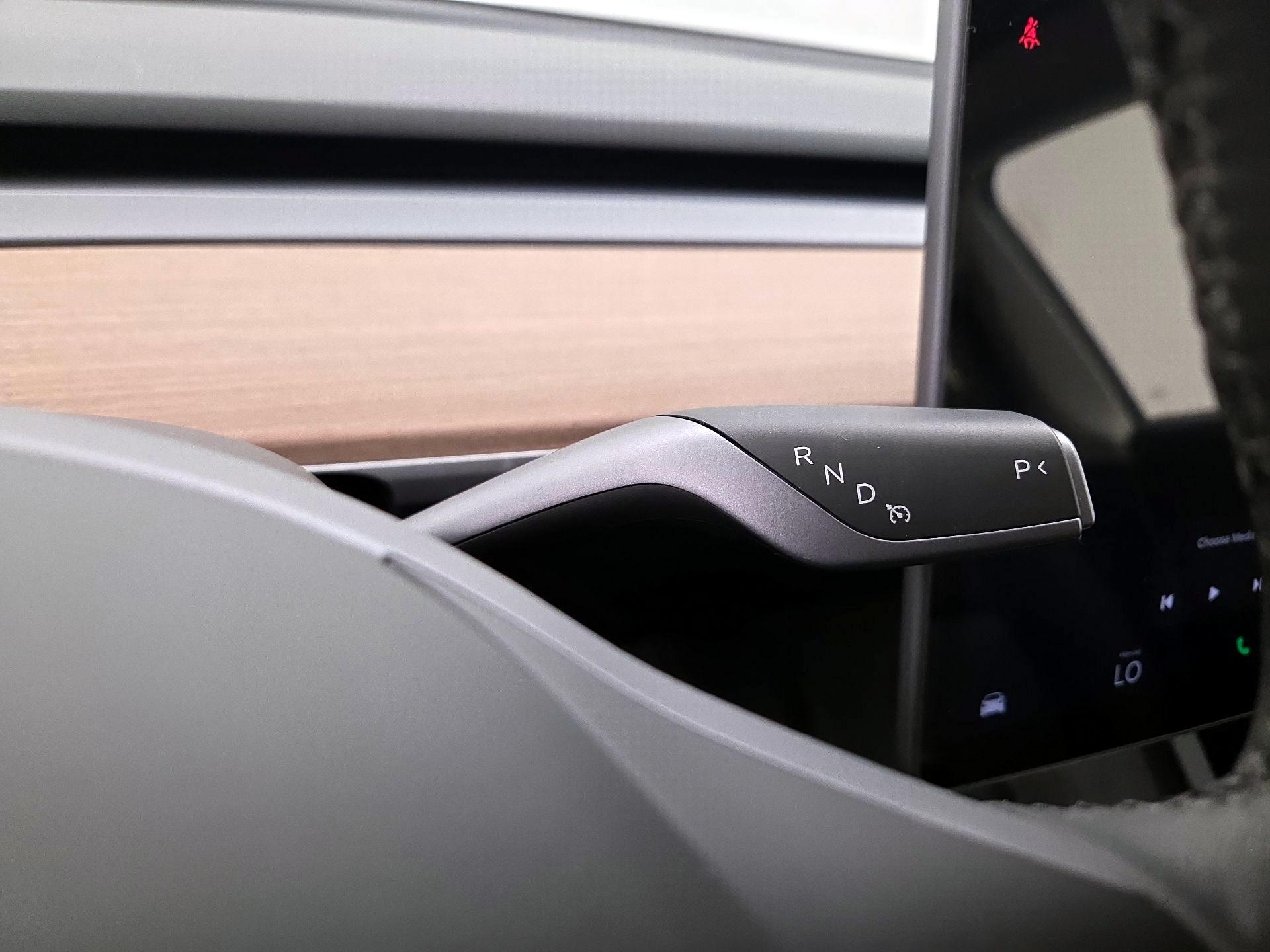 Thumbnail: 2025 Tesla Model Y - 17