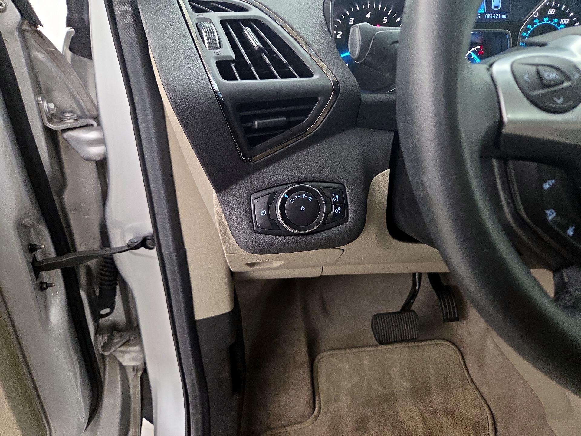 Thumbnail: 2014 Ford Escape - 13