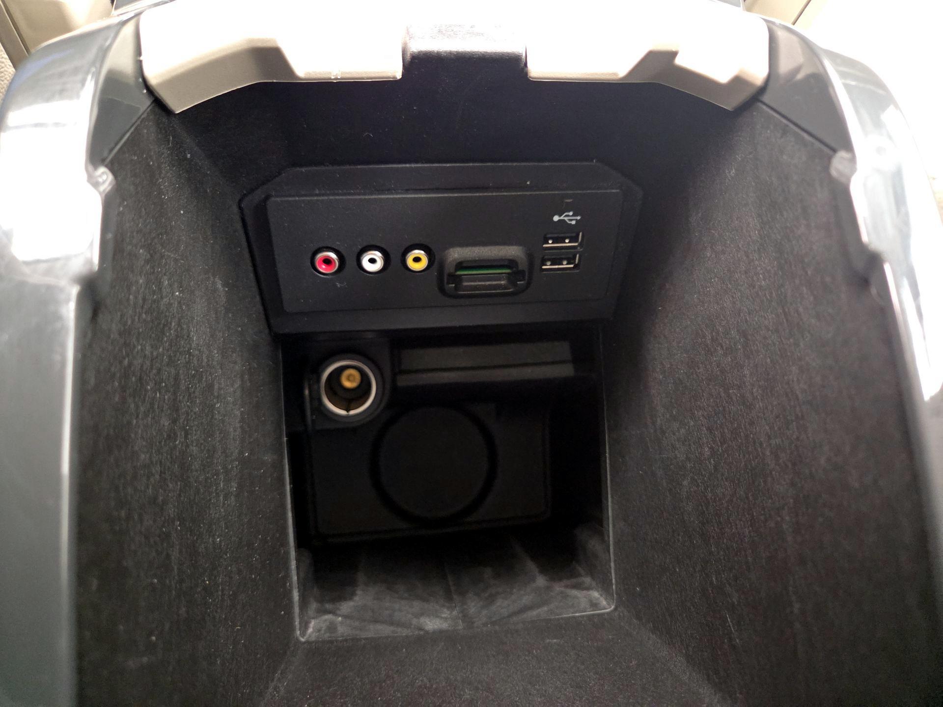 Thumbnail: 2014 Ford Escape - 18