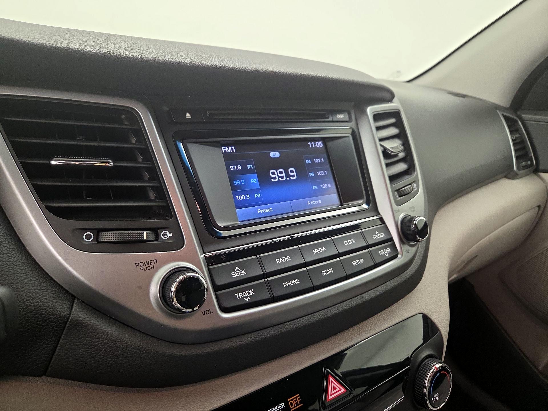 Thumbnail: 2018 Hyundai Tucson - 15