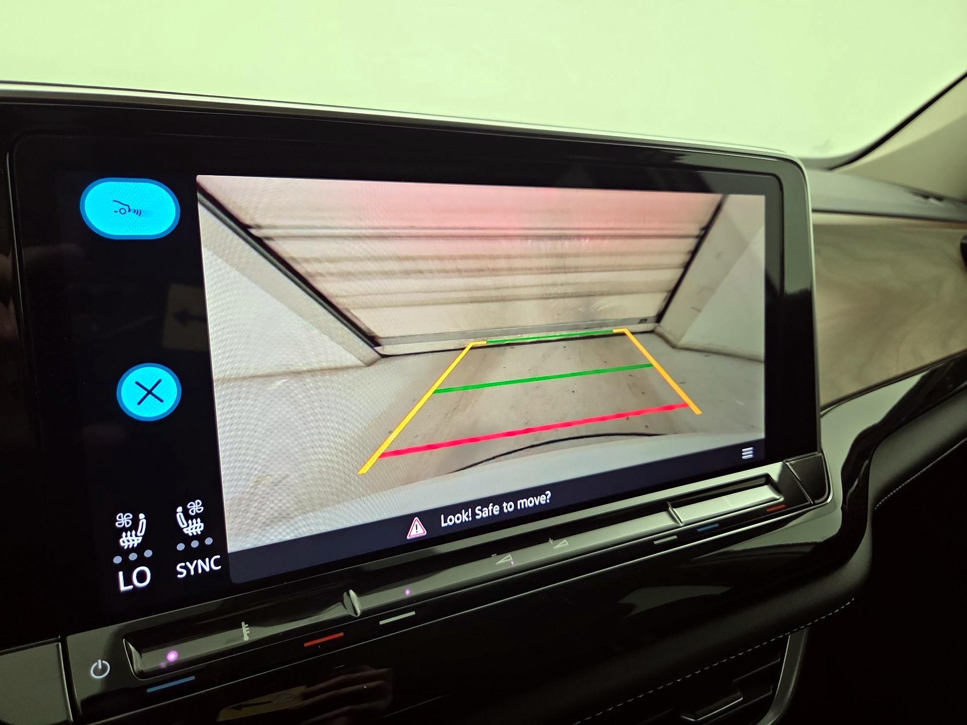 Thumbnail: 2024 Volkswagen Atlas - 14