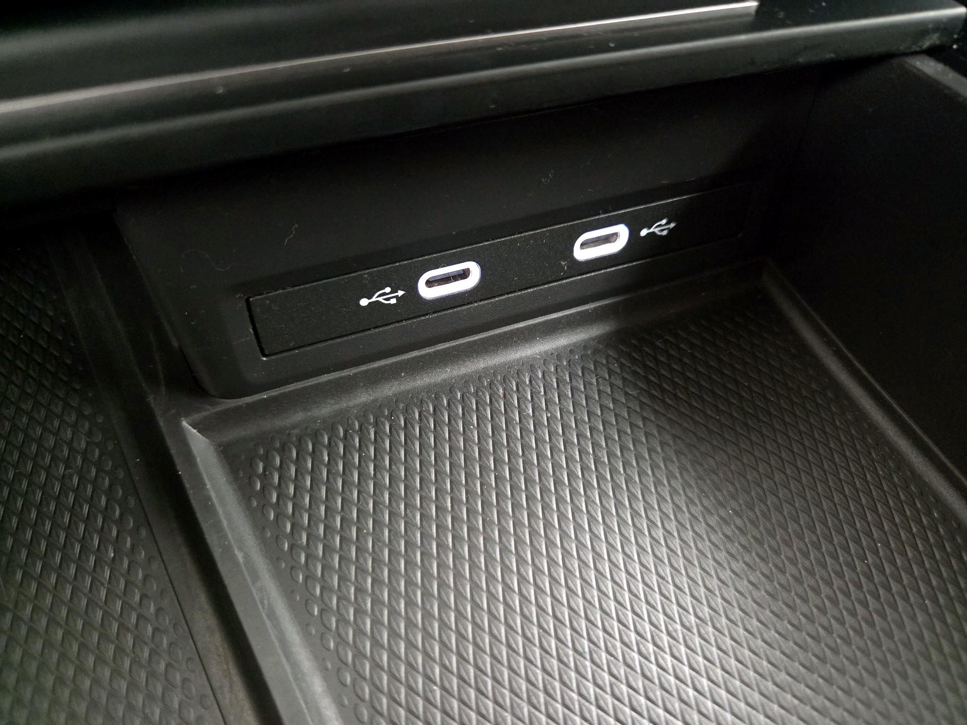 Thumbnail: 2024 Volkswagen Atlas - 18