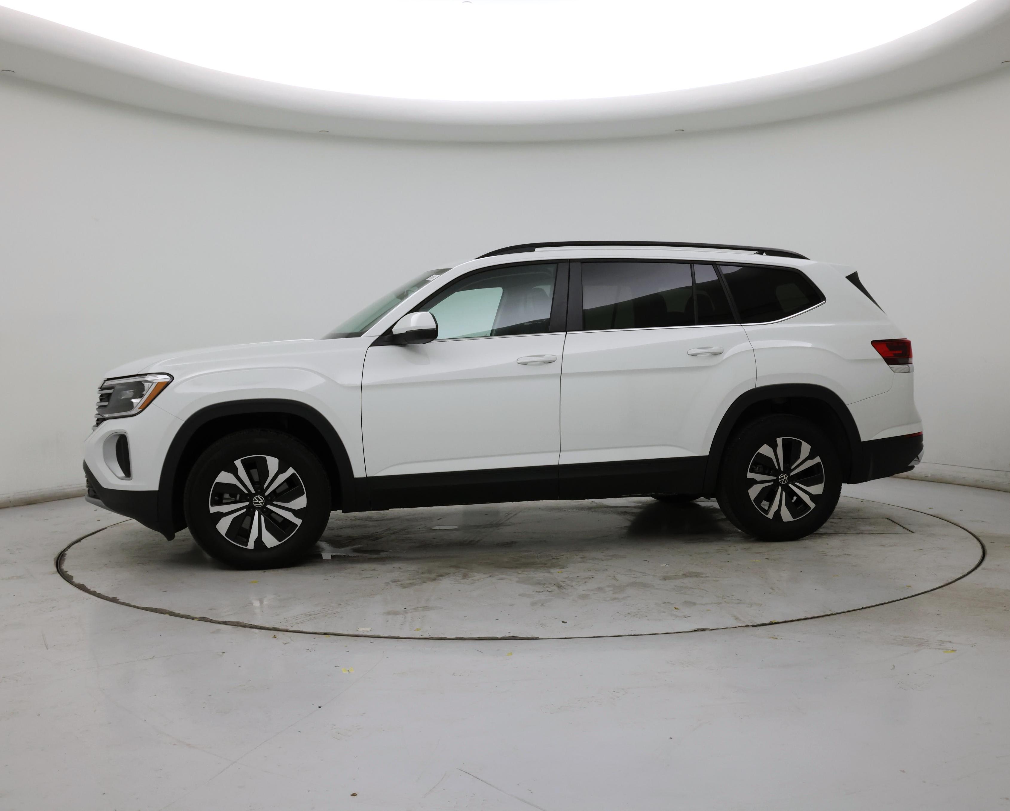 Thumbnail: 2024 Volkswagen Atlas - 3