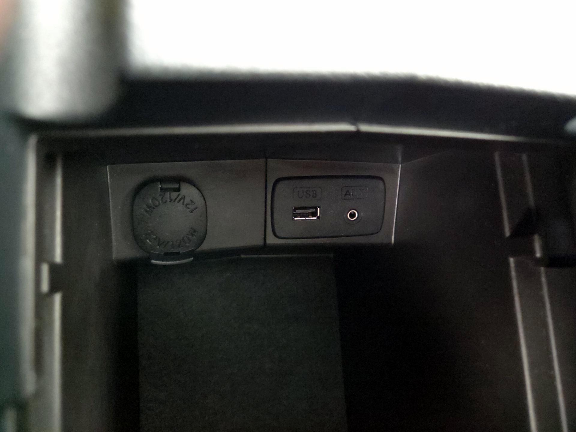 Thumbnail: 2014 Subaru Forester - 18