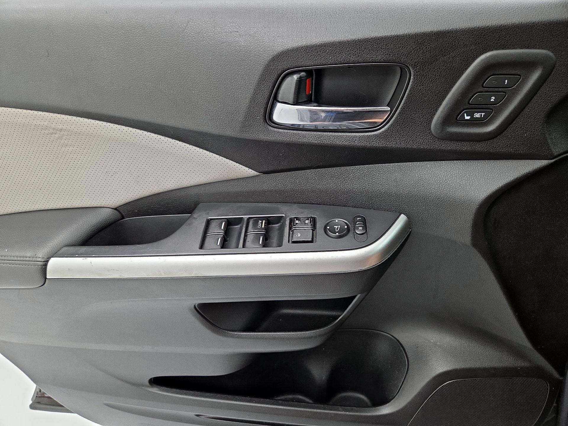Thumbnail: 2016 Honda CR-V - 12