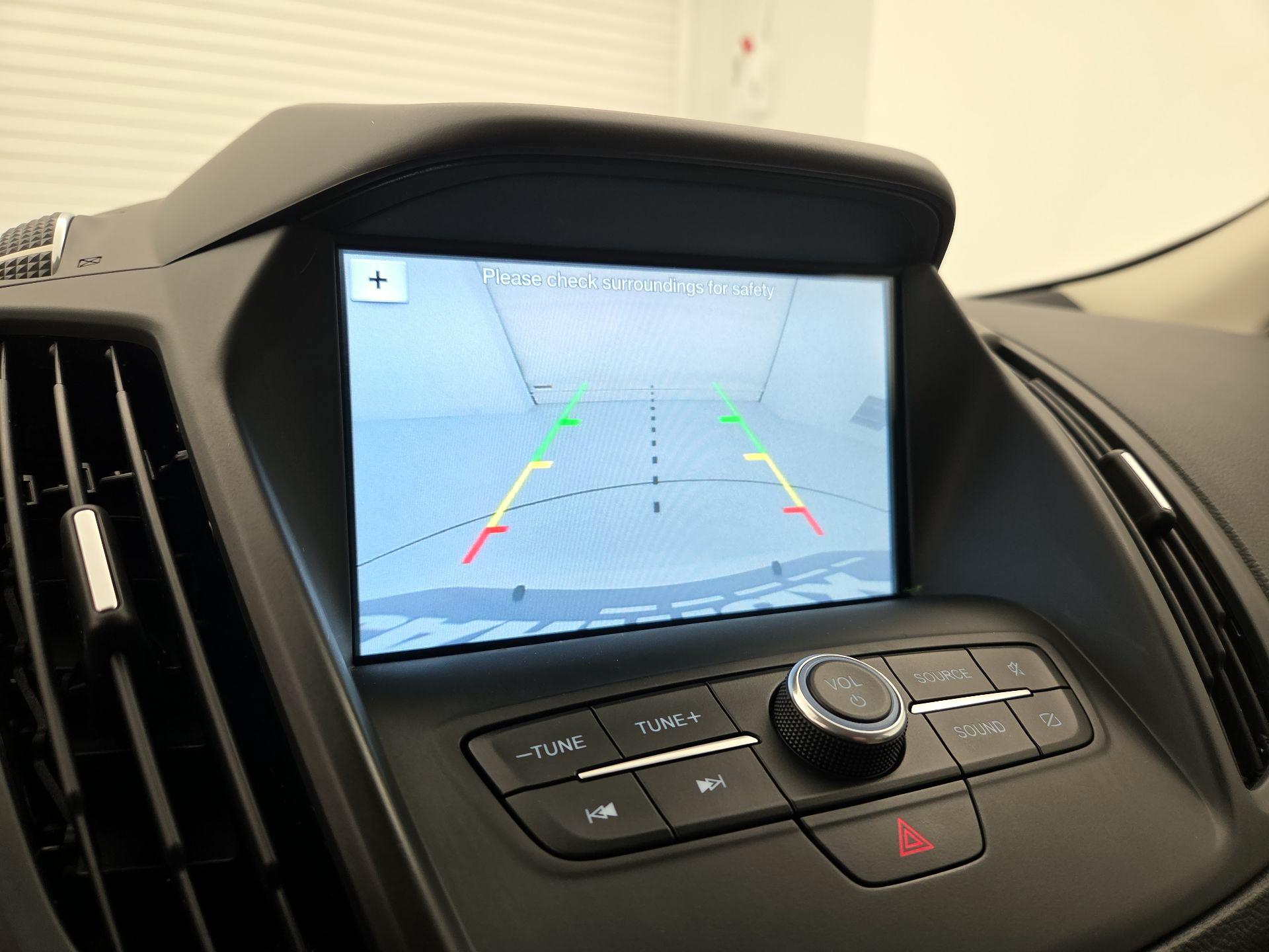 Thumbnail: 2019 Ford Escape - 14