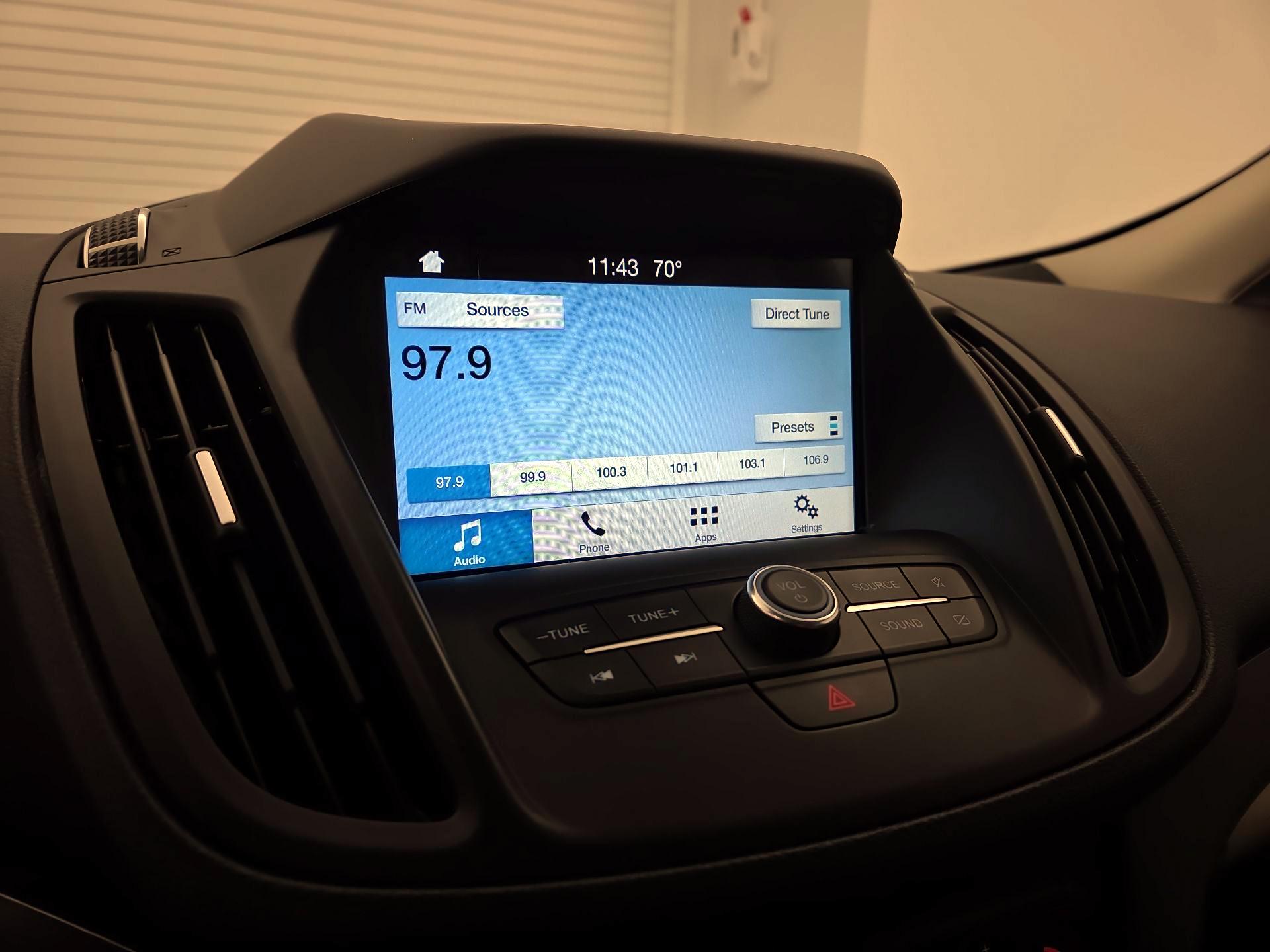 Thumbnail: 2019 Ford Escape - 15