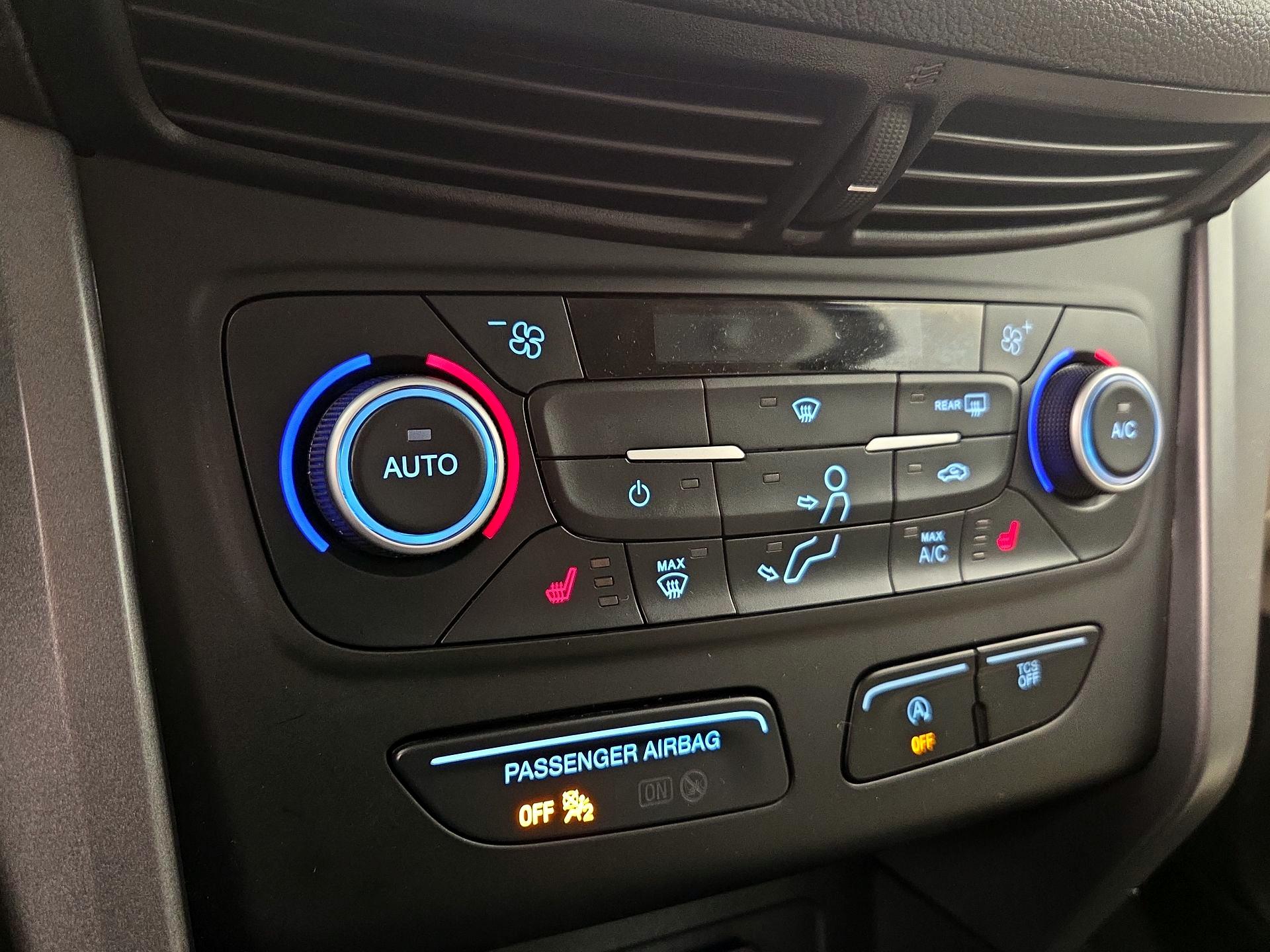 Thumbnail: 2019 Ford Escape - 16