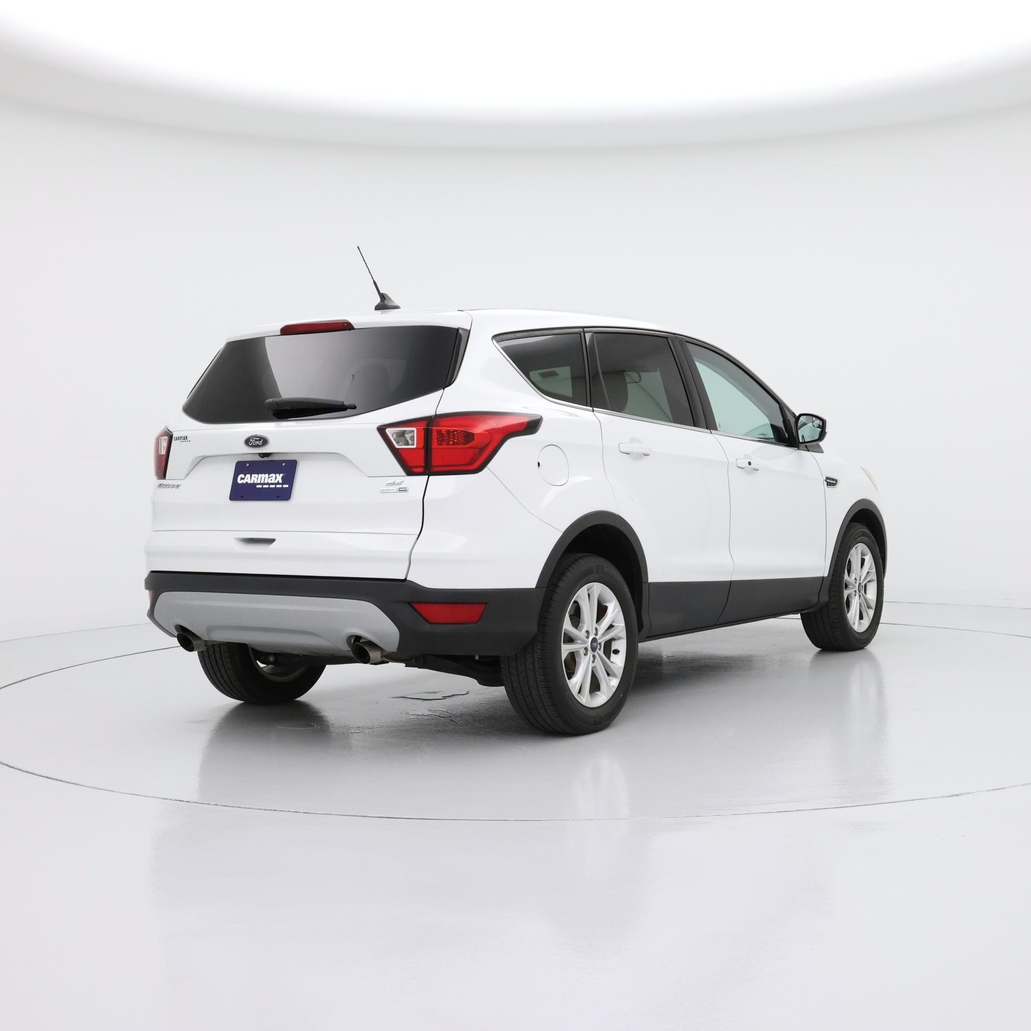 Thumbnail: 2019 Ford Escape - 8