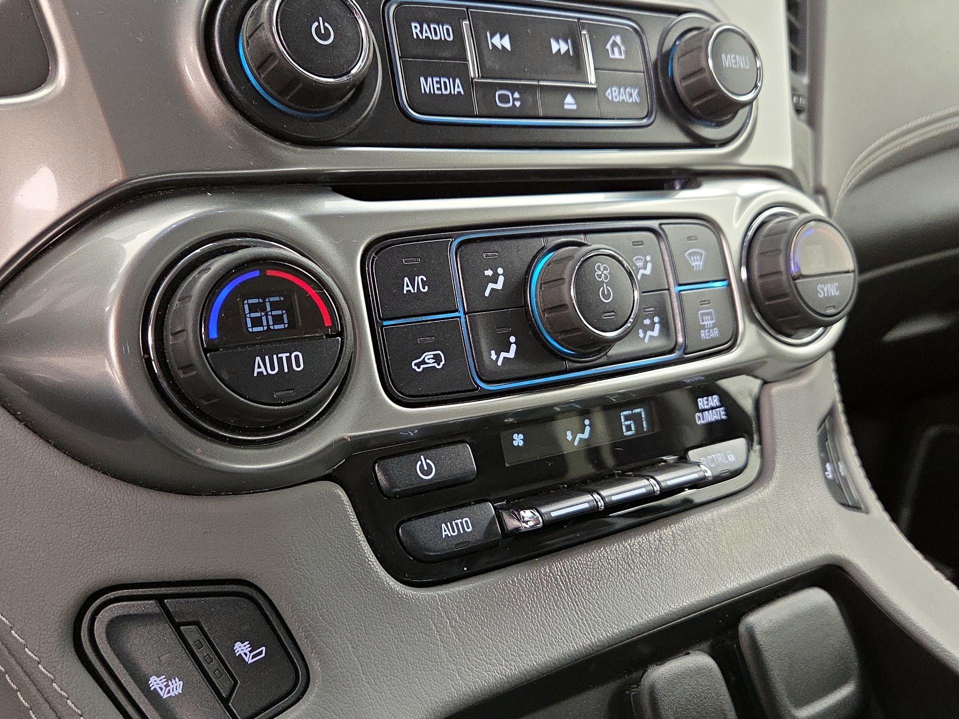 Thumbnail: 2016 Chevrolet Tahoe - 17