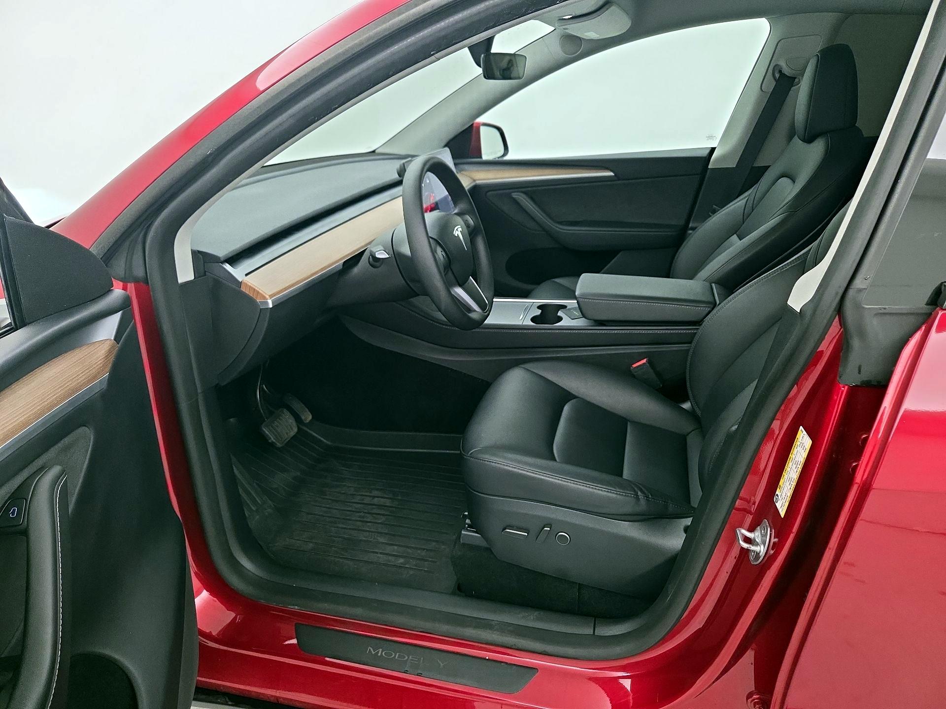 Thumbnail: 2024 Tesla Model Y - 11