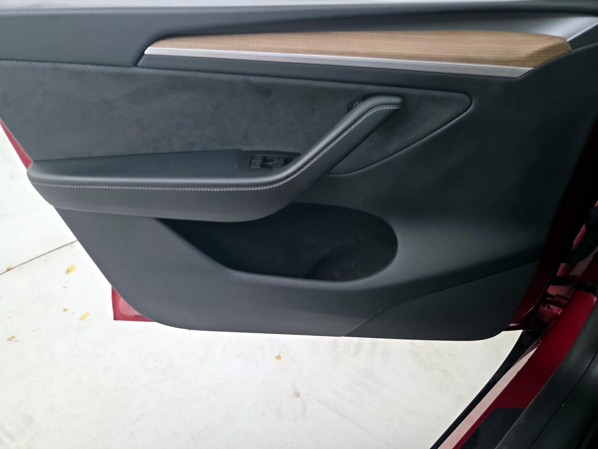 Thumbnail: 2024 Tesla Model Y - 12