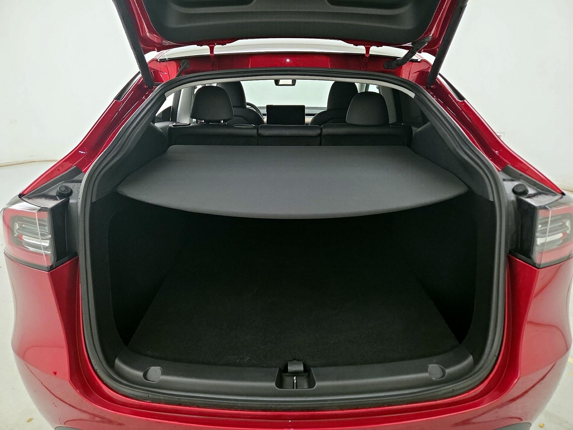 Thumbnail: 2024 Tesla Model Y - 19