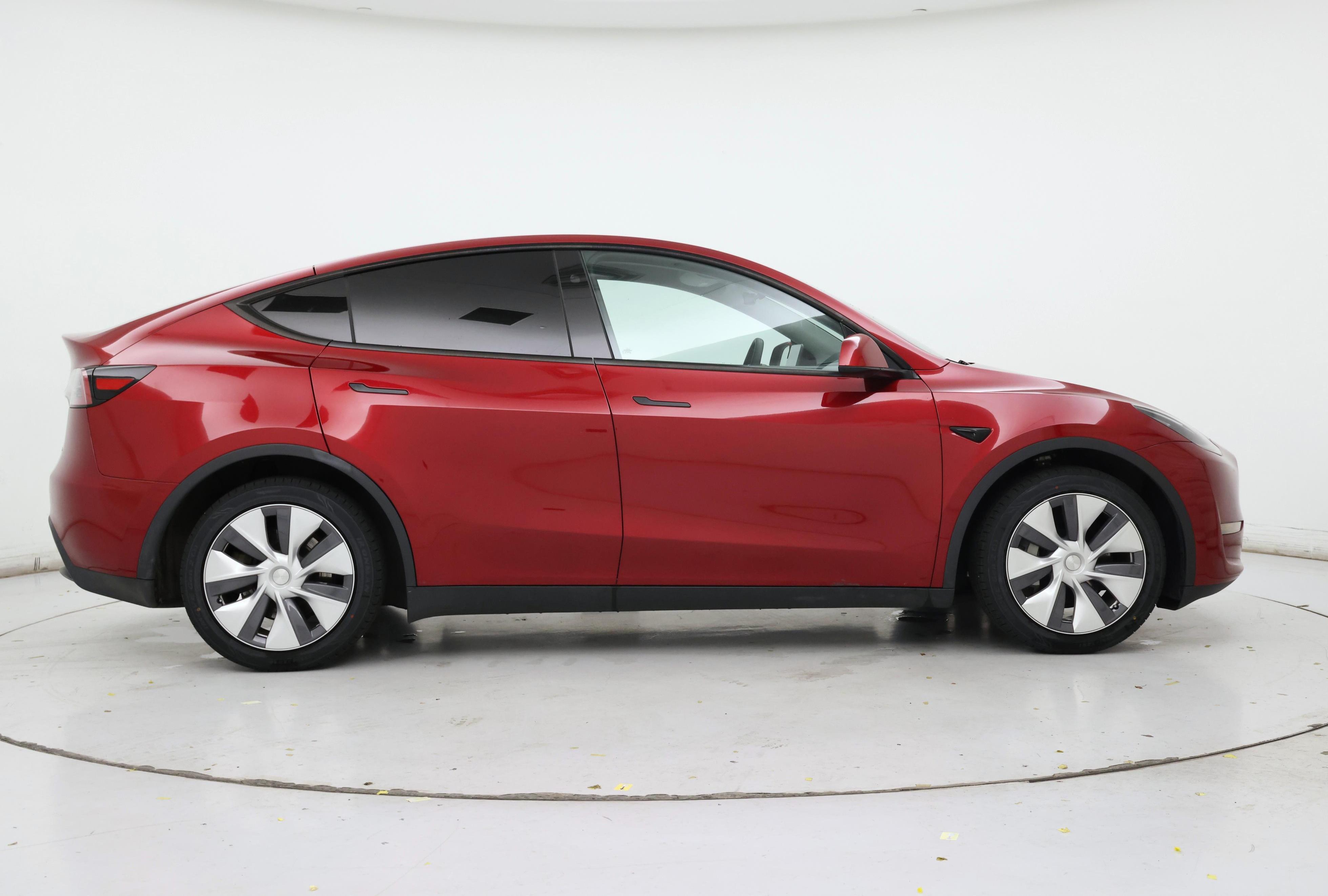 Thumbnail: 2024 Tesla Model Y - 7