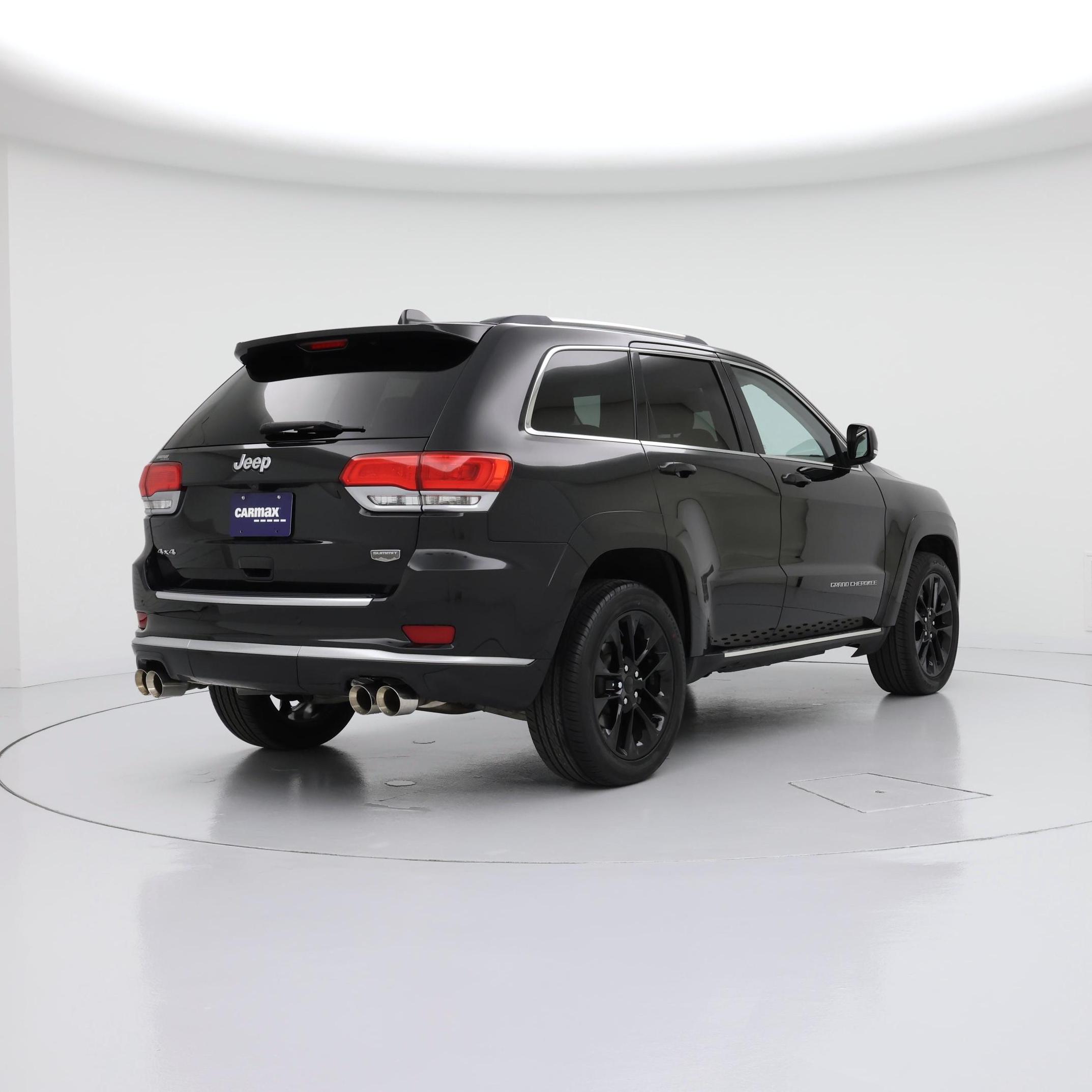 Thumbnail: 2015 Jeep Grand Cherokee - 8