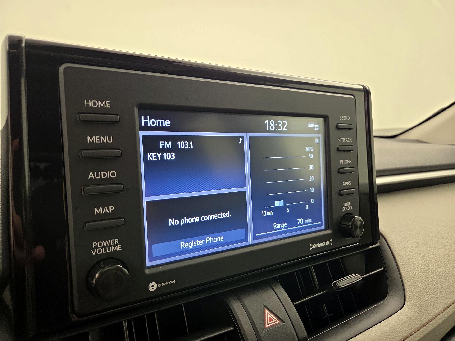 Thumbnail: 2021 Toyota RAV4 - 15