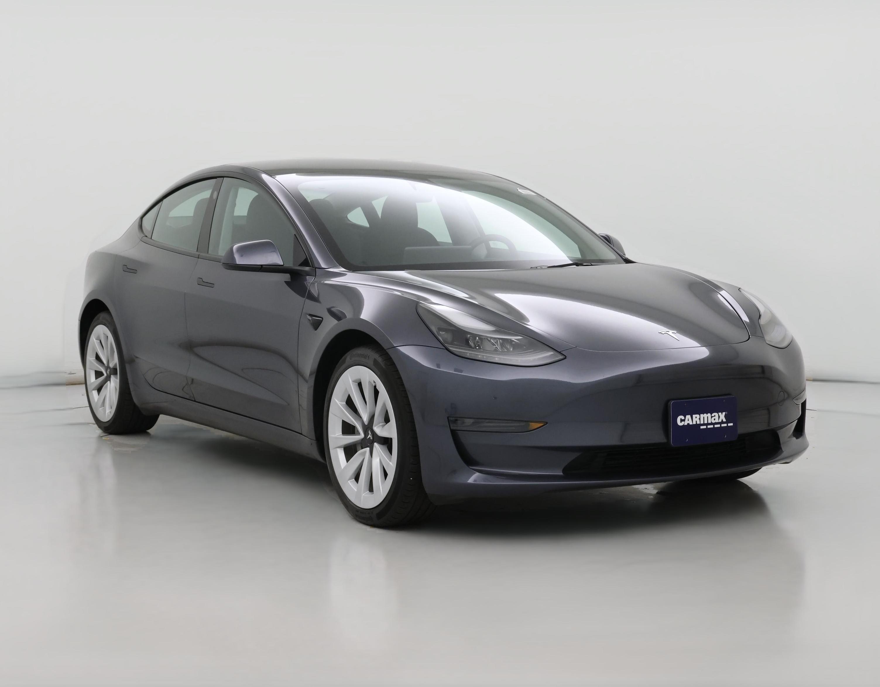 Thumbnail: 2023 Tesla Model 3 - 1