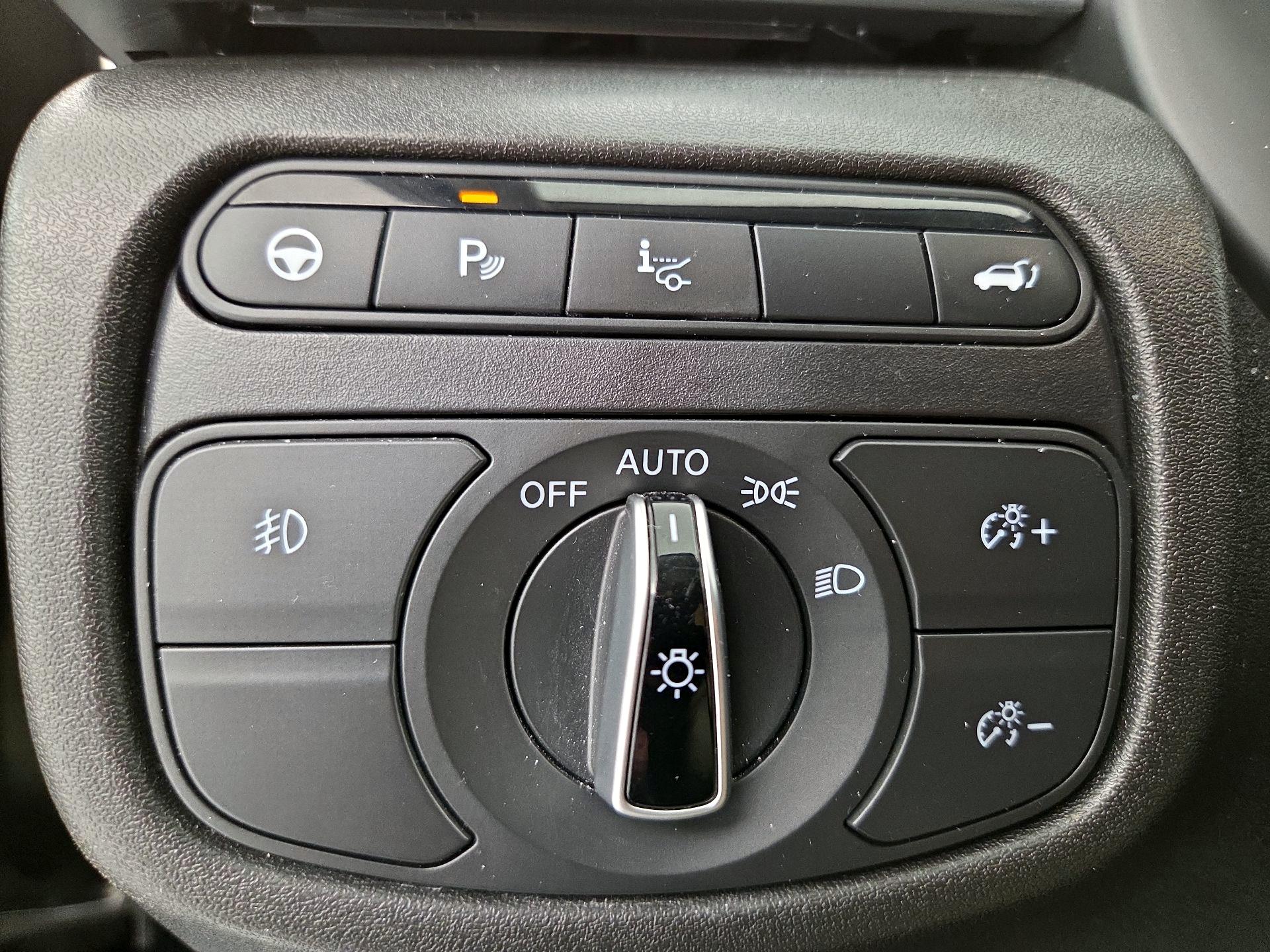 Thumbnail: 2019 INFINITI QX50 - 13