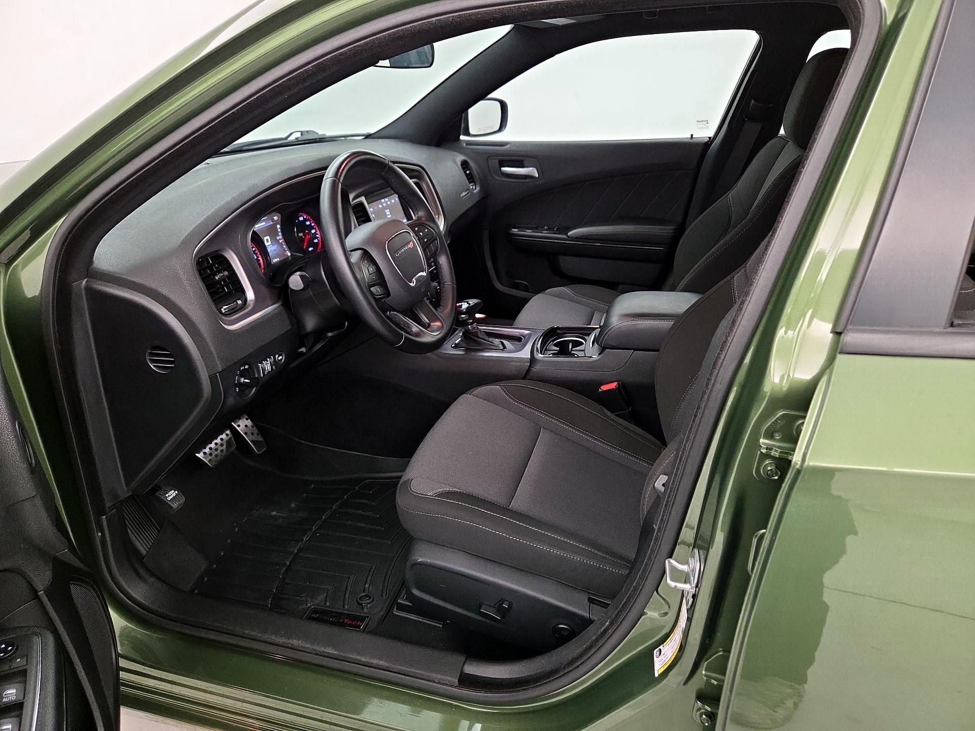Thumbnail: 2020 Dodge Charger - 11