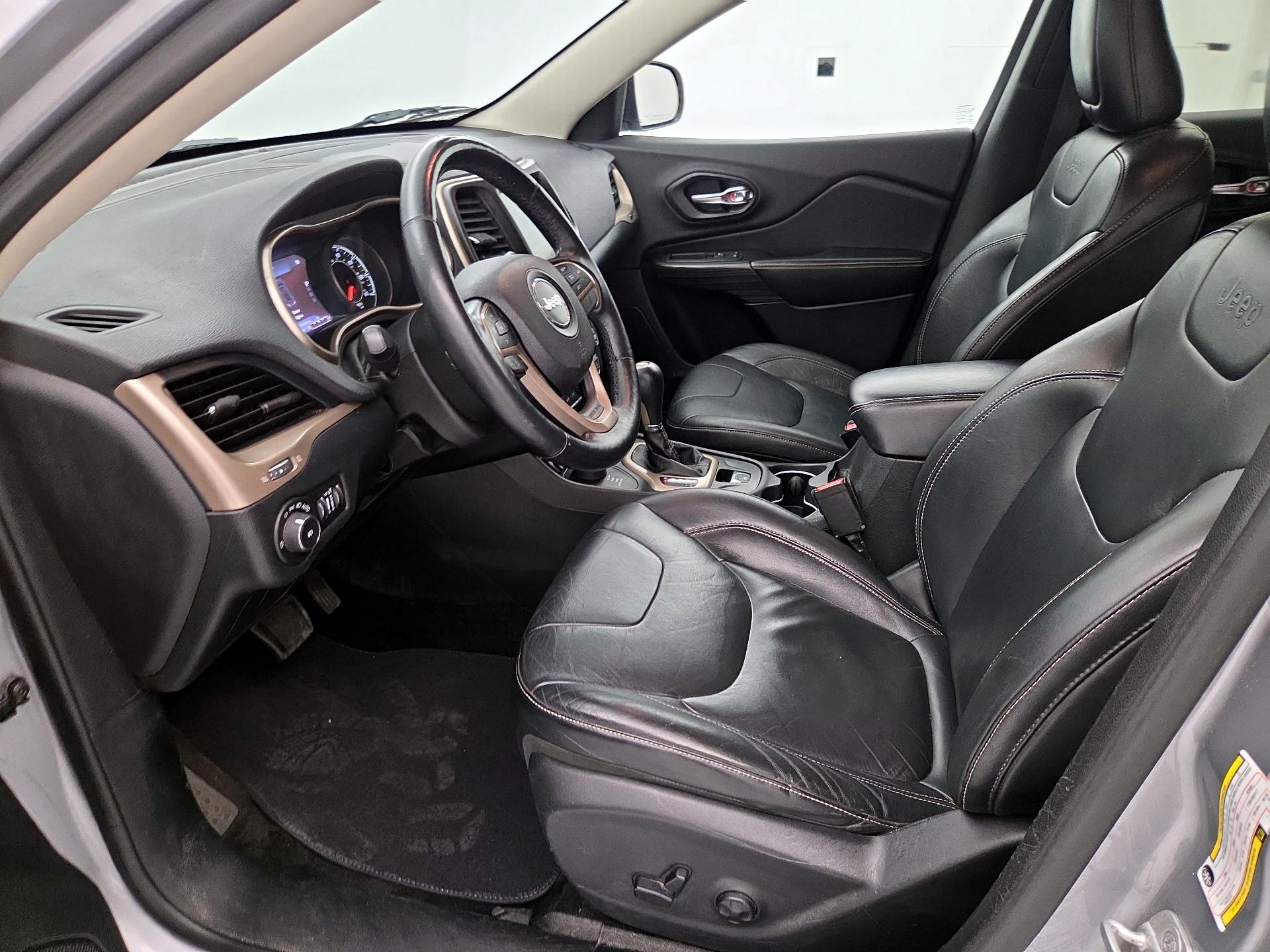 Thumbnail: 2014 Jeep Cherokee - 11