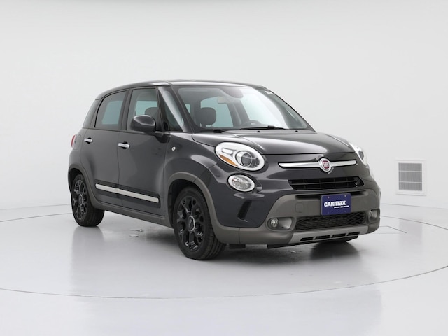 Gray 2017 FIAT 500L Trekking Hatchback Front-Wheel Drive Automatic