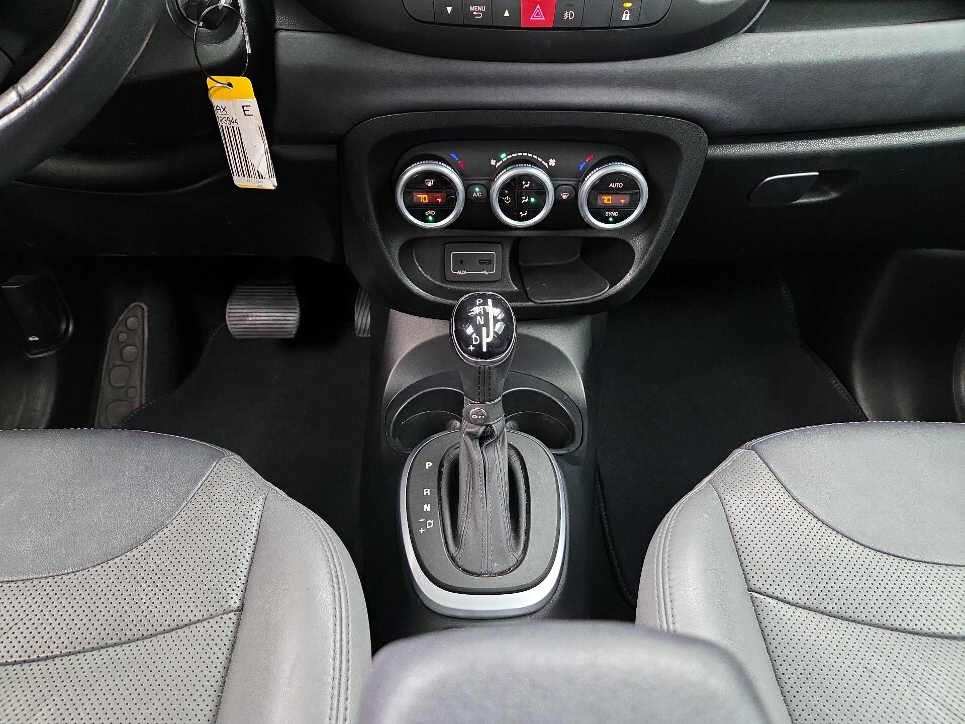 Thumbnail: 2017 Fiat 500L - 17