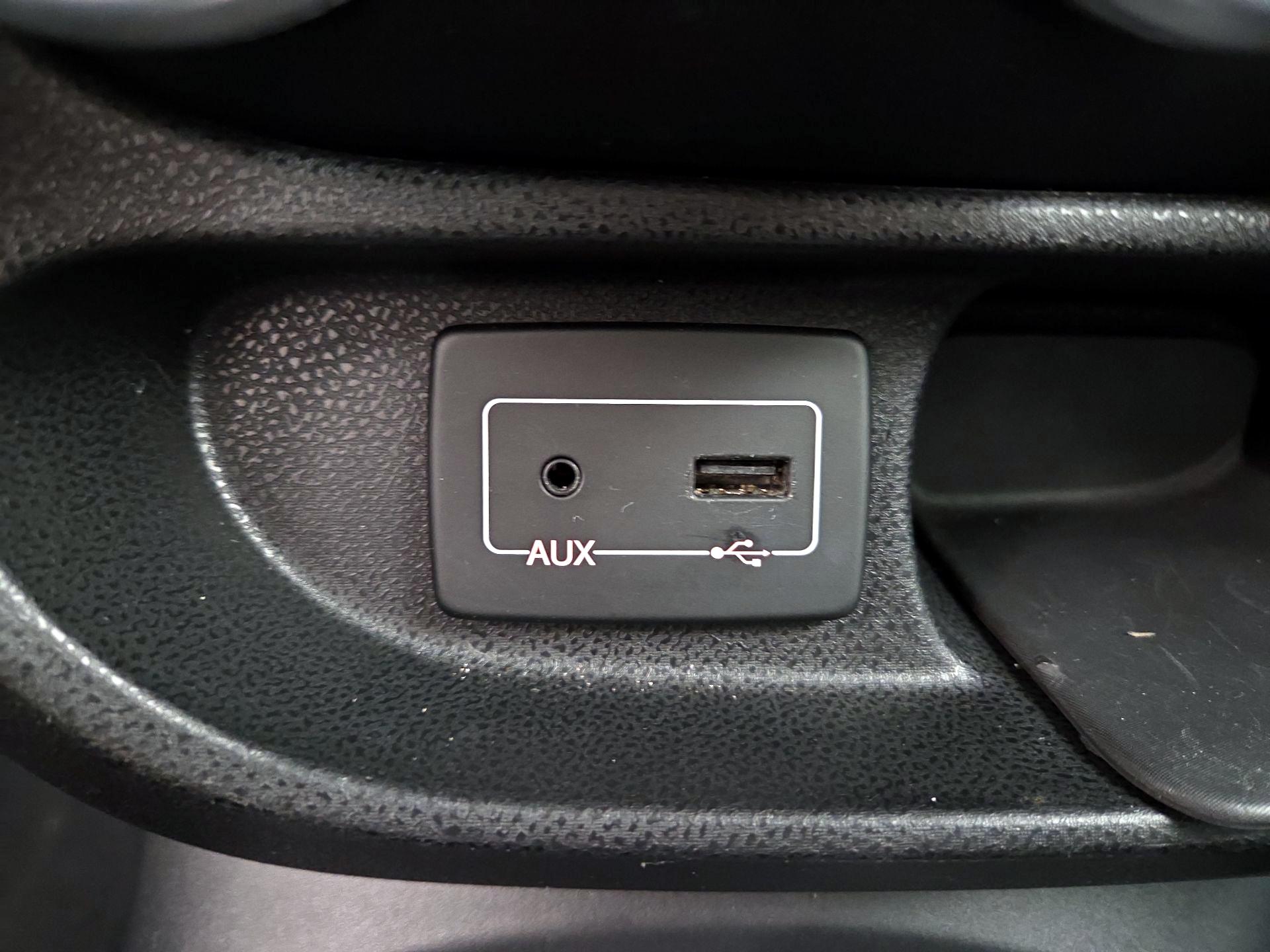 Thumbnail: 2017 Fiat 500L - 18