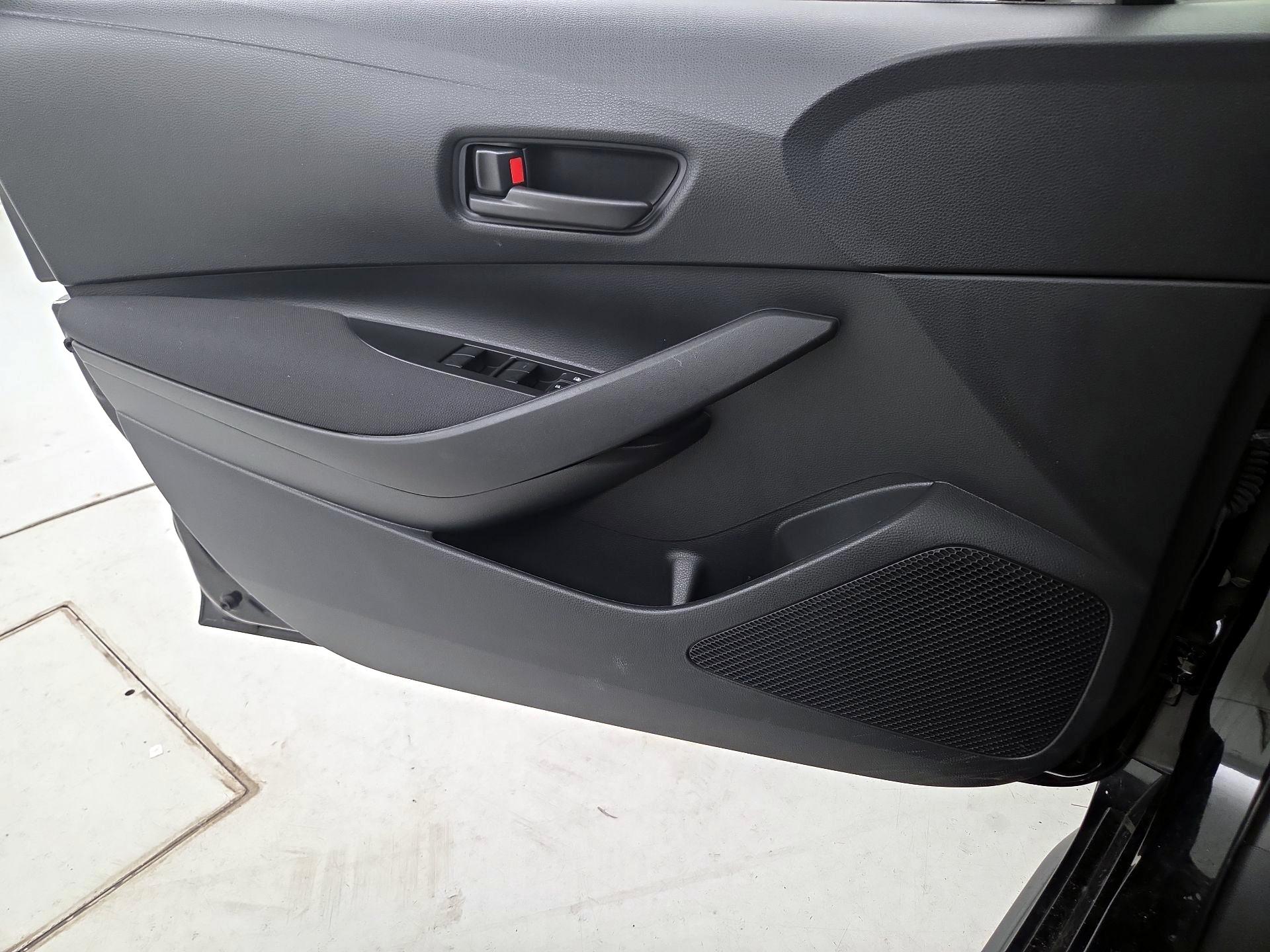 Thumbnail: 2023 Toyota Corolla - 12