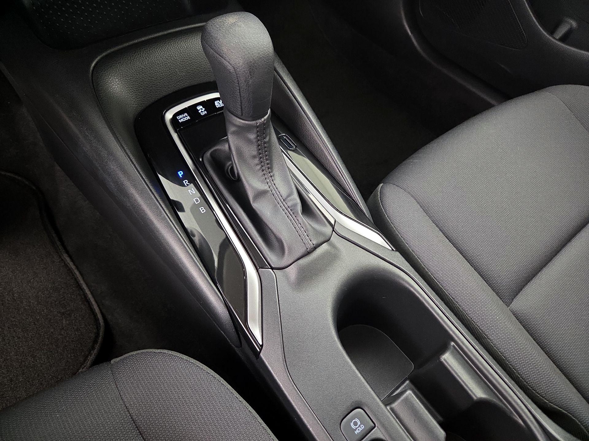 Thumbnail: 2023 Toyota Corolla - 17