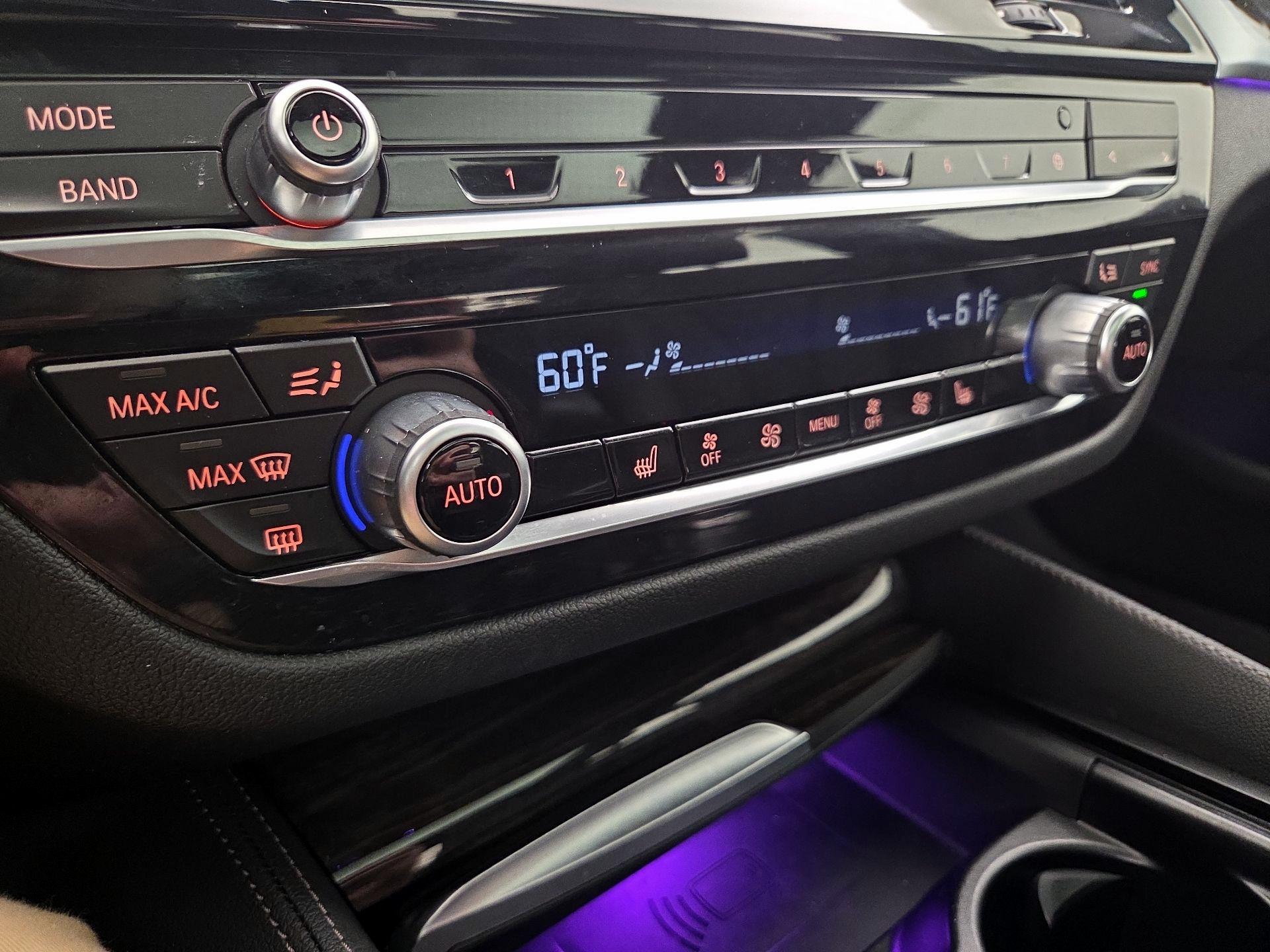 Thumbnail: 2023 BMW 5 Series - 17