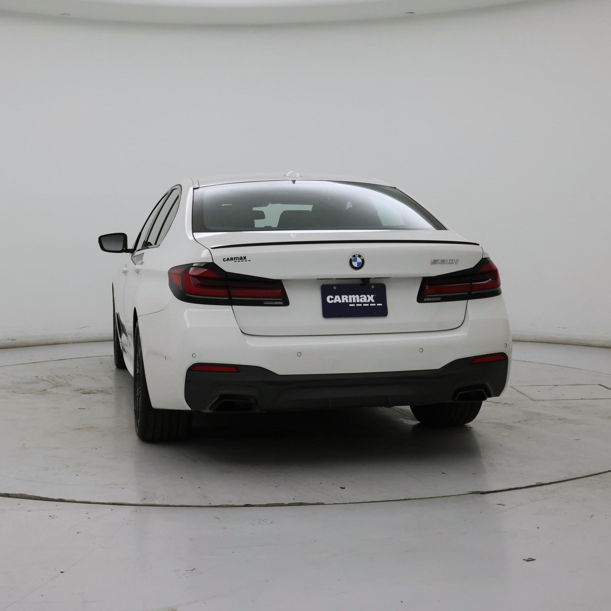 Thumbnail: 2023 BMW 5 Series - 6