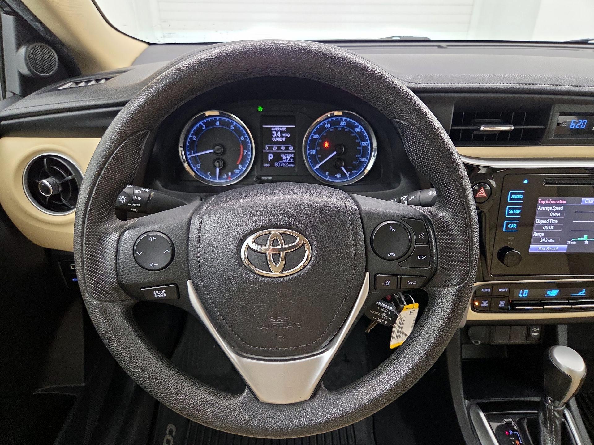 Thumbnail: 2018 Toyota Corolla - 10