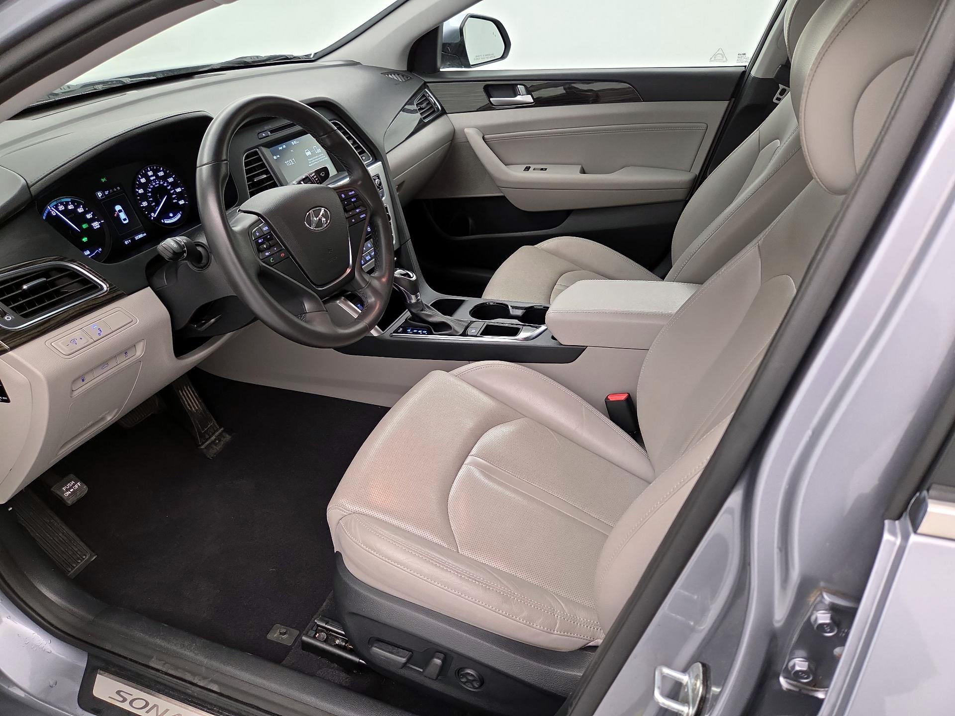 Thumbnail: 2017 Hyundai Sonata - 11