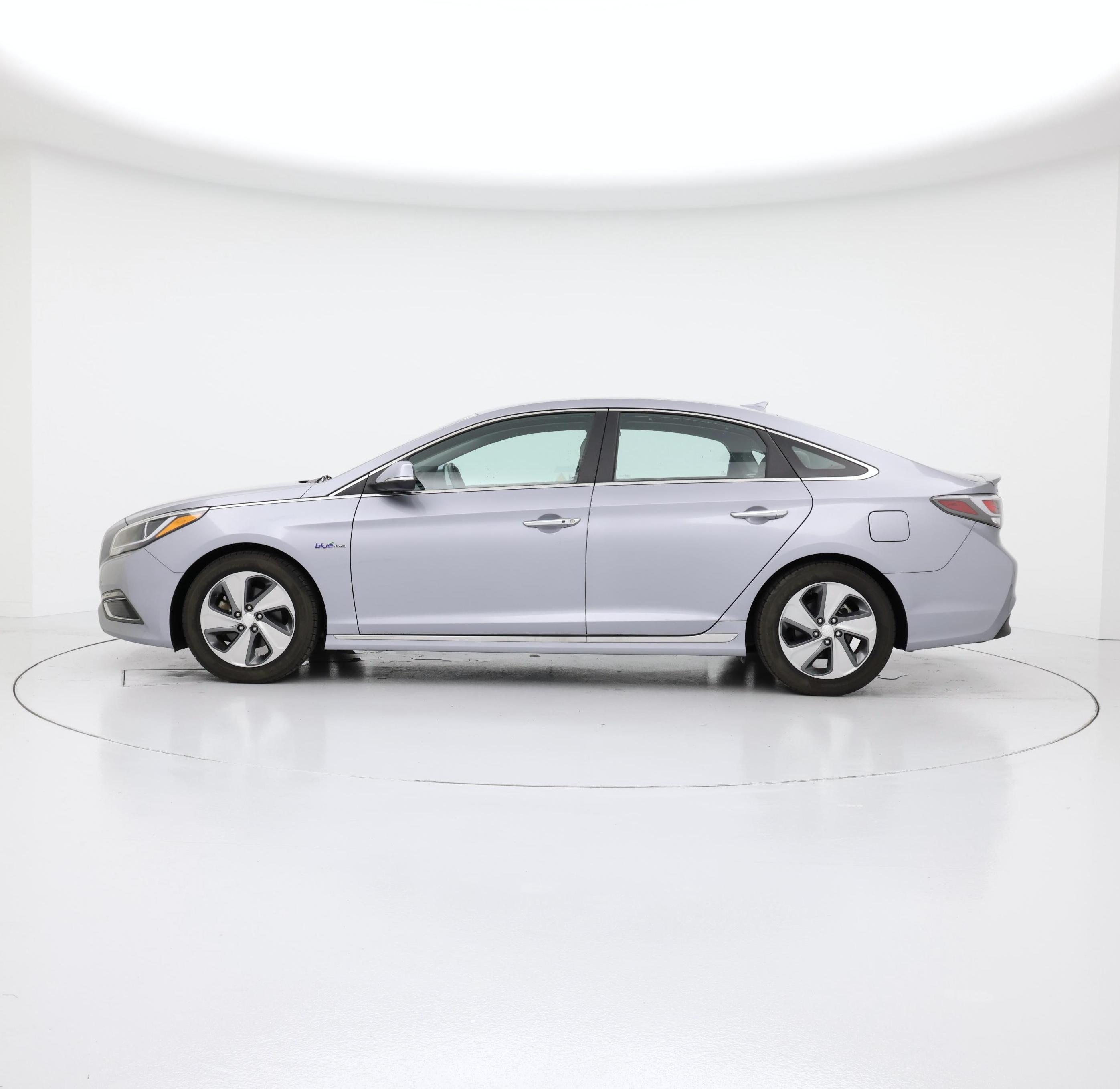 Thumbnail: 2017 Hyundai Sonata - 3