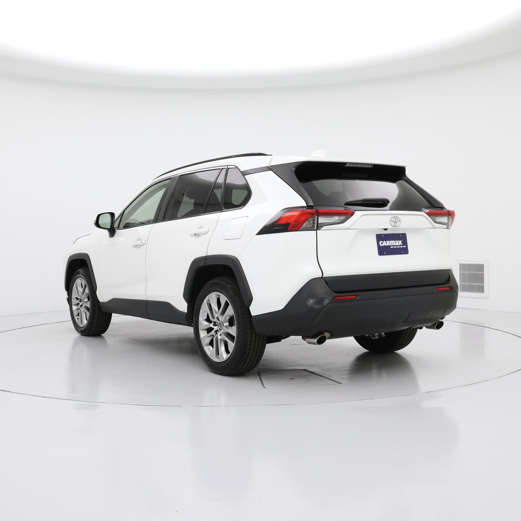Thumbnail: 2019 Toyota RAV4 - 2