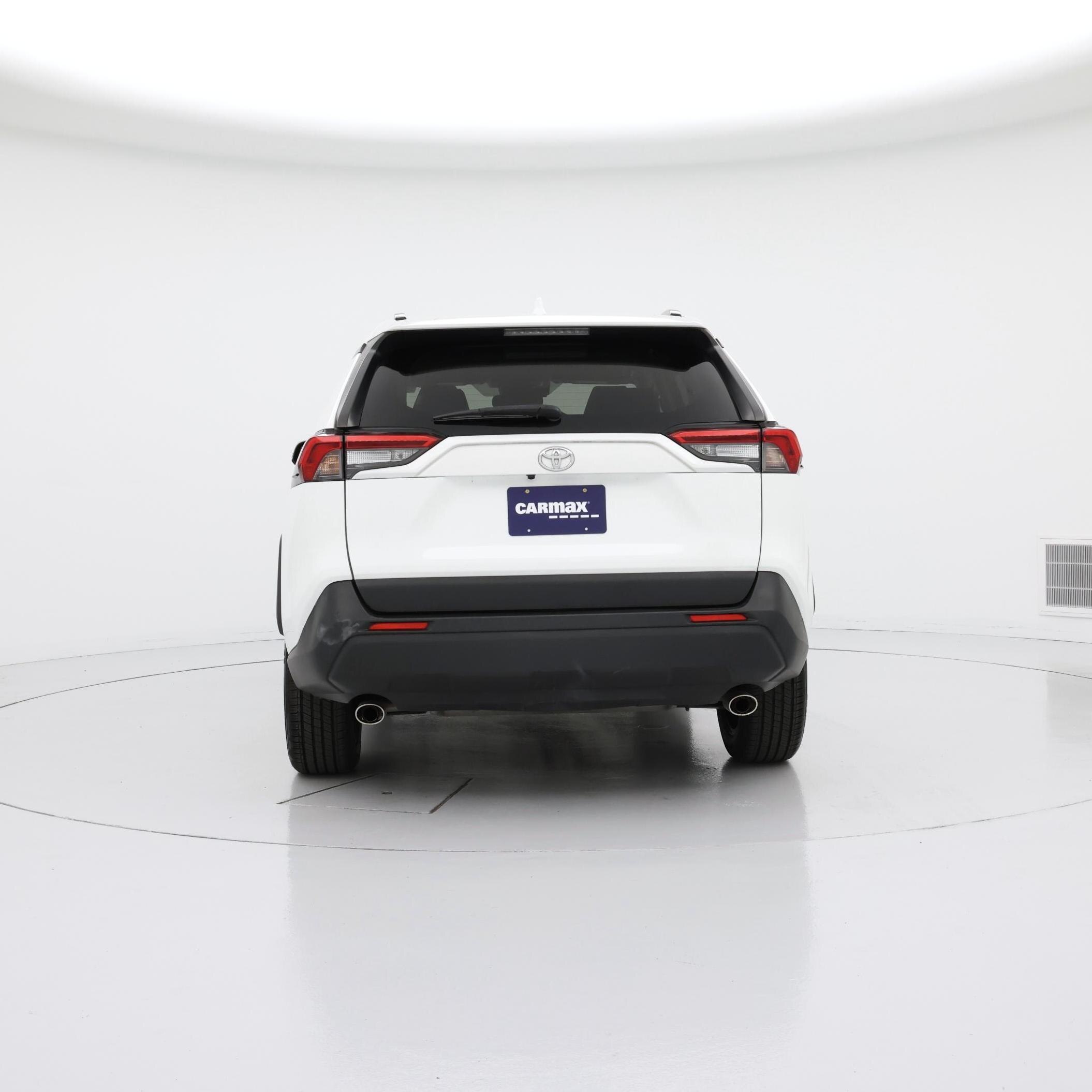 Thumbnail: 2019 Toyota RAV4 - 6